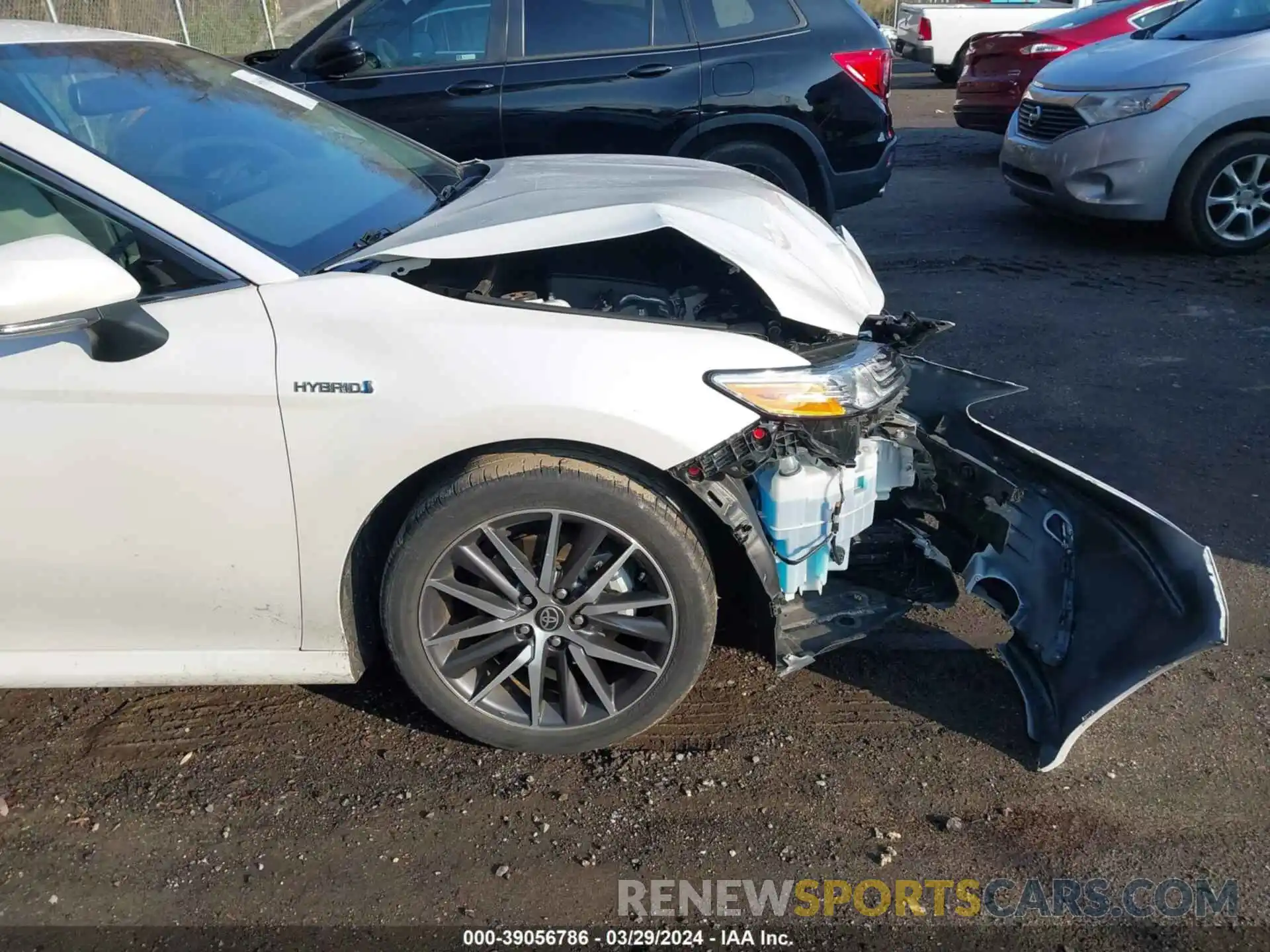 17 Photograph of a damaged car 4T1F31AK9MU560150 TOYOTA CAMRY 2021