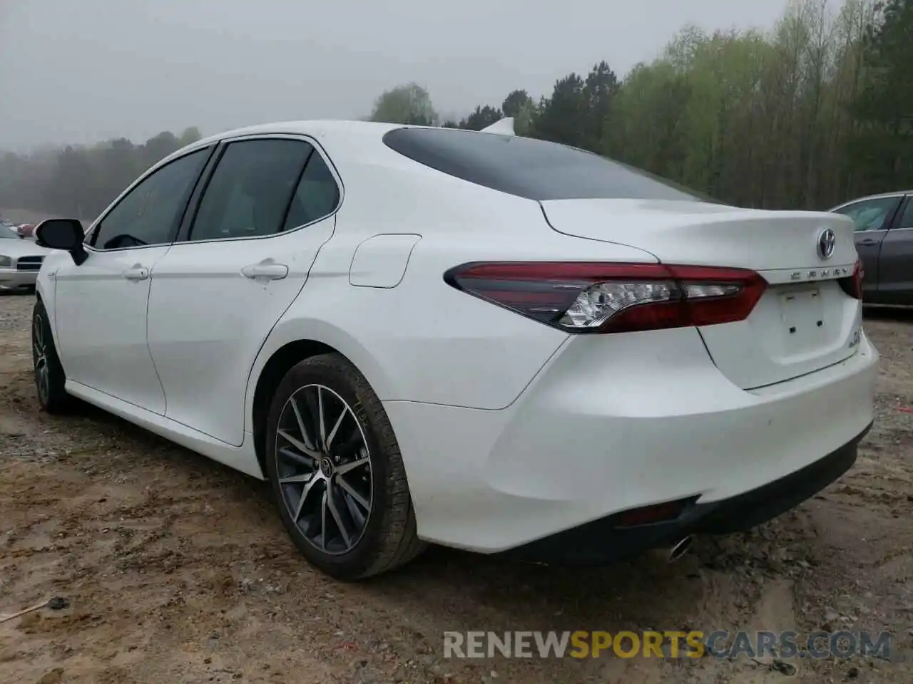 3 Photograph of a damaged car 4T1F31AKXMU031676 TOYOTA CAMRY 2021