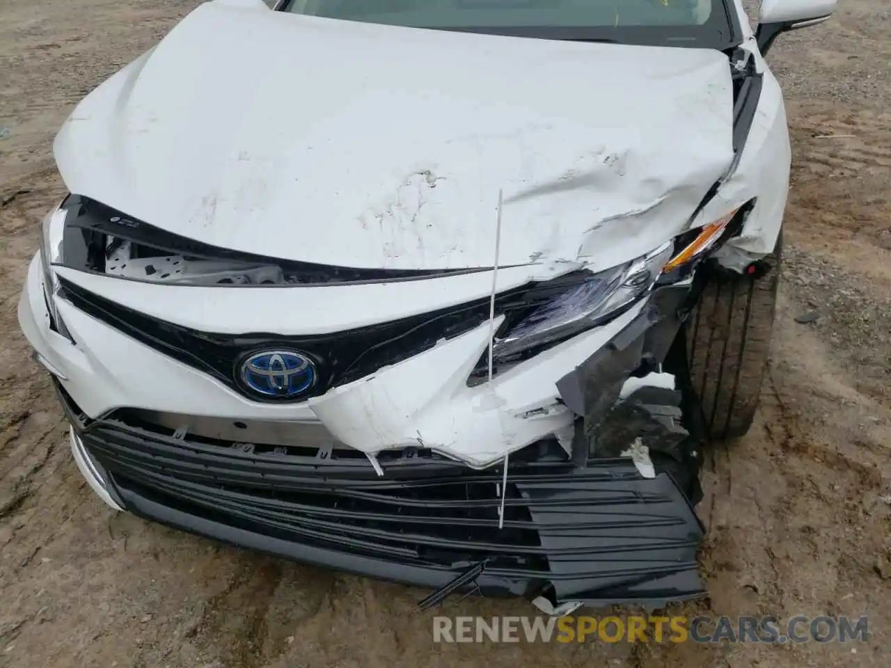 9 Photograph of a damaged car 4T1F31AKXMU031676 TOYOTA CAMRY 2021