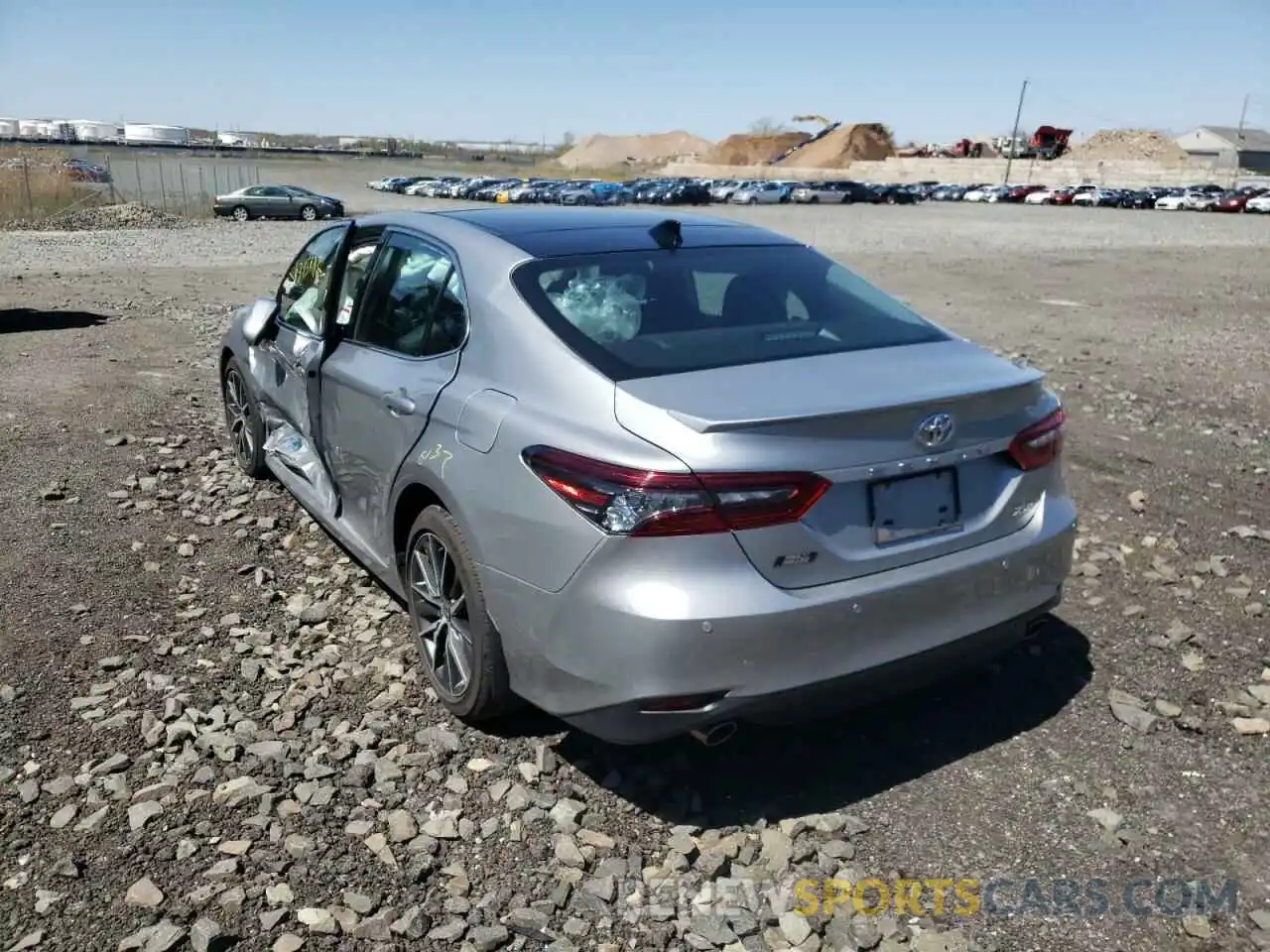 3 Photograph of a damaged car 4T1FZ1AK8MU047373 TOYOTA CAMRY 2021