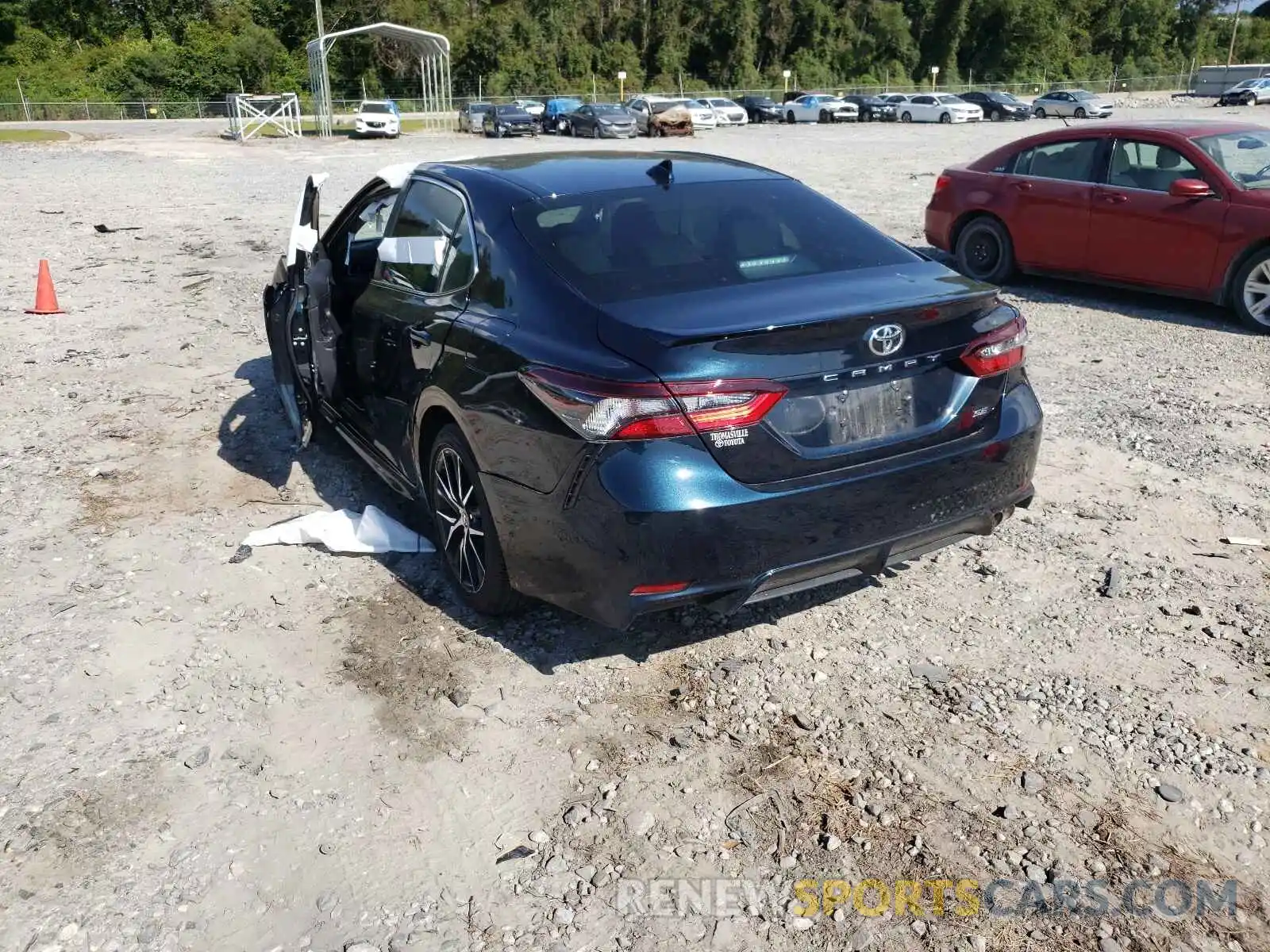 3 Photograph of a damaged car 4T1G11AK0MU407781 TOYOTA CAMRY 2021