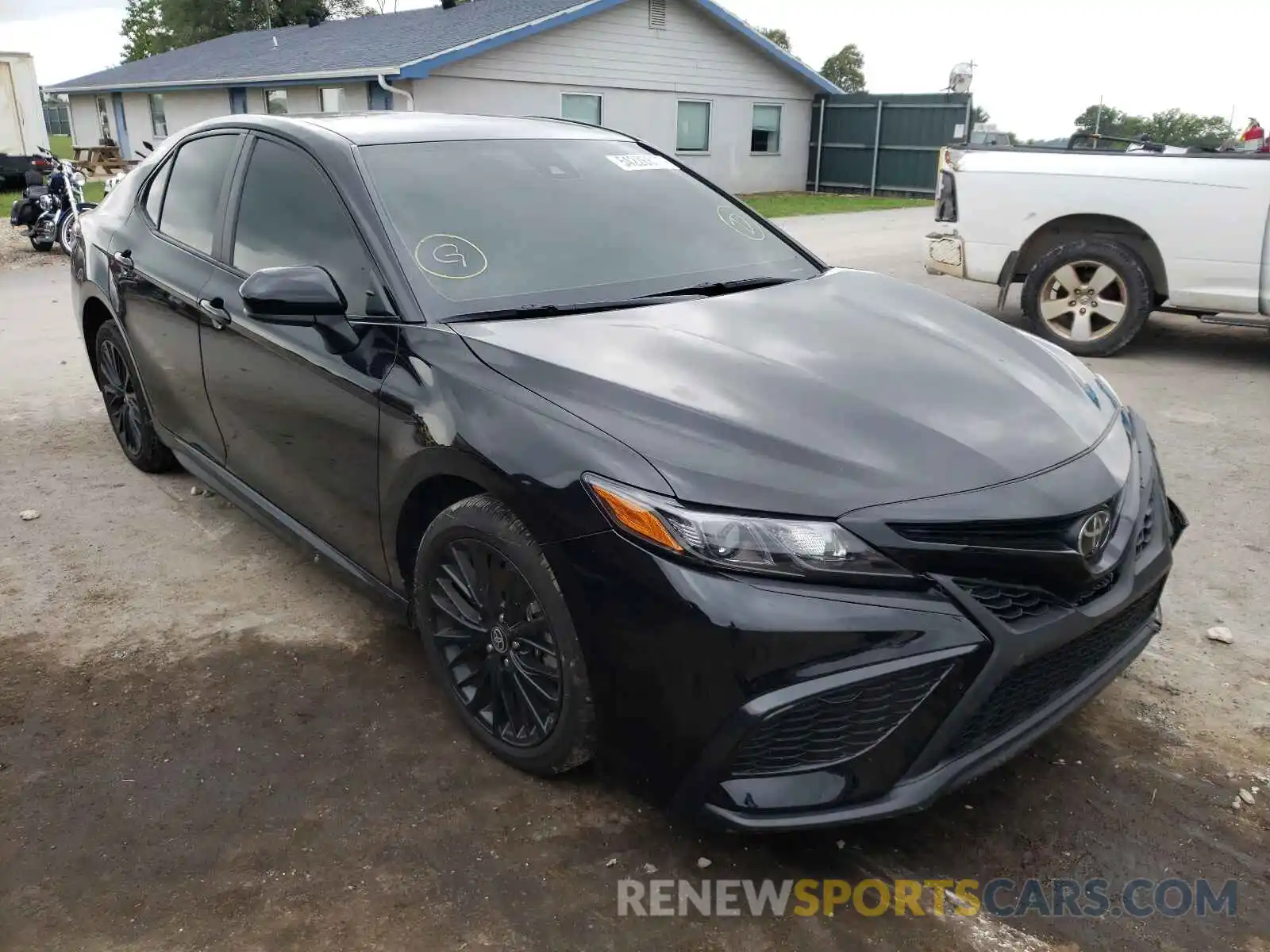 1 Photograph of a damaged car 4T1G11AK0MU408414 TOYOTA CAMRY 2021