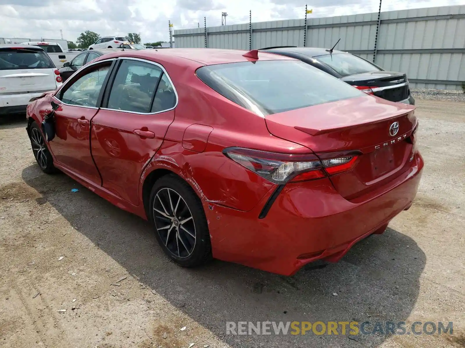 3 Photograph of a damaged car 4T1G11AK0MU412155 TOYOTA CAMRY 2021