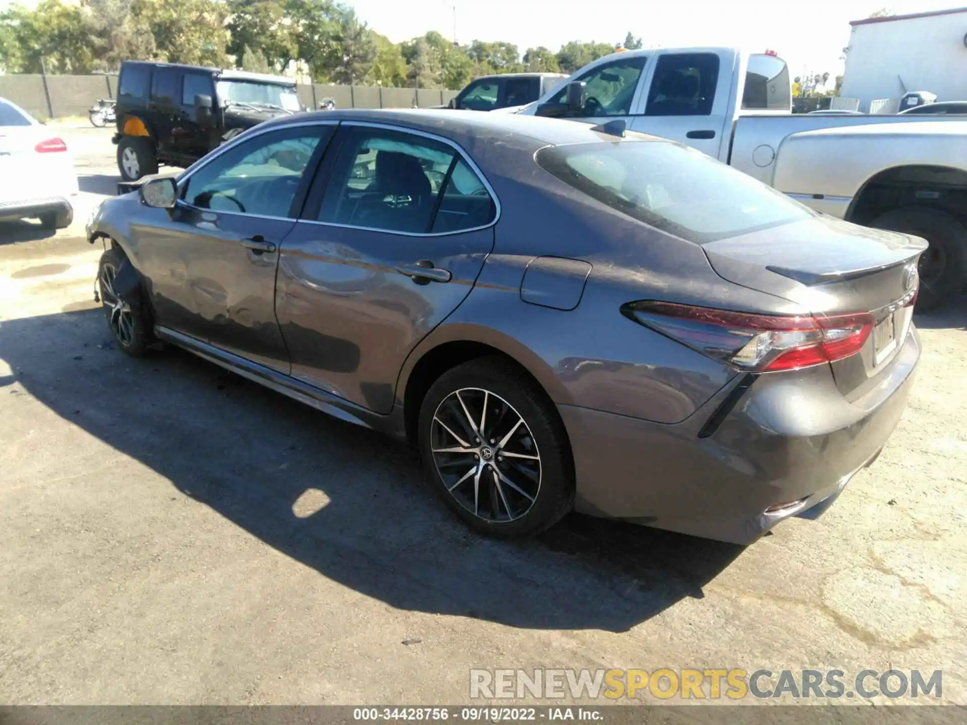 3 Photograph of a damaged car 4T1G11AK0MU412348 TOYOTA CAMRY 2021