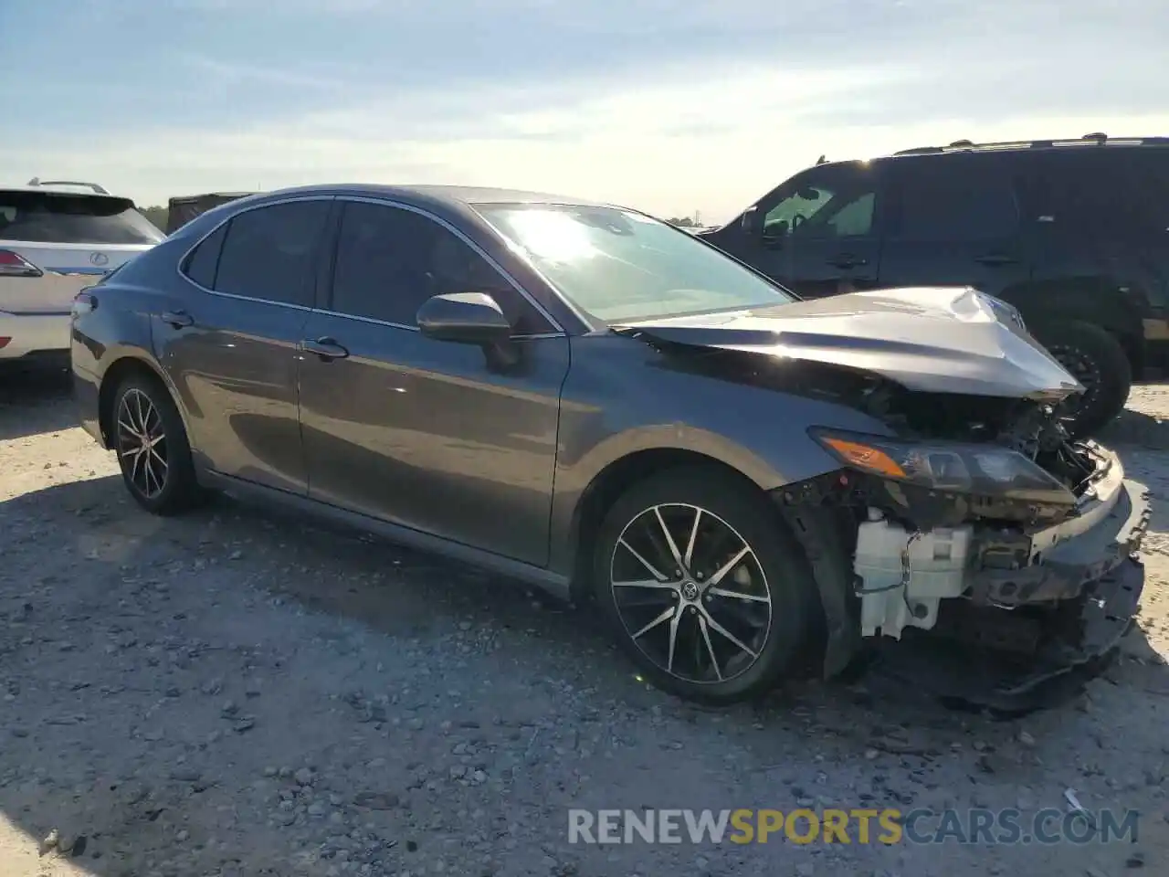 4 Photograph of a damaged car 4T1G11AK0MU419087 TOYOTA CAMRY 2021