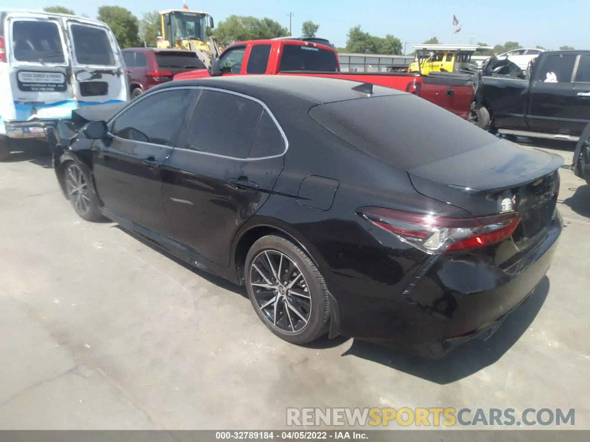 3 Photograph of a damaged car 4T1G11AK0MU421289 TOYOTA CAMRY 2021