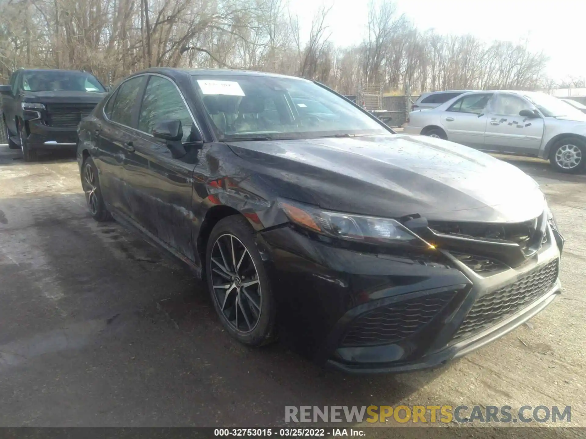 6 Photograph of a damaged car 4T1G11AK0MU432101 TOYOTA CAMRY 2021