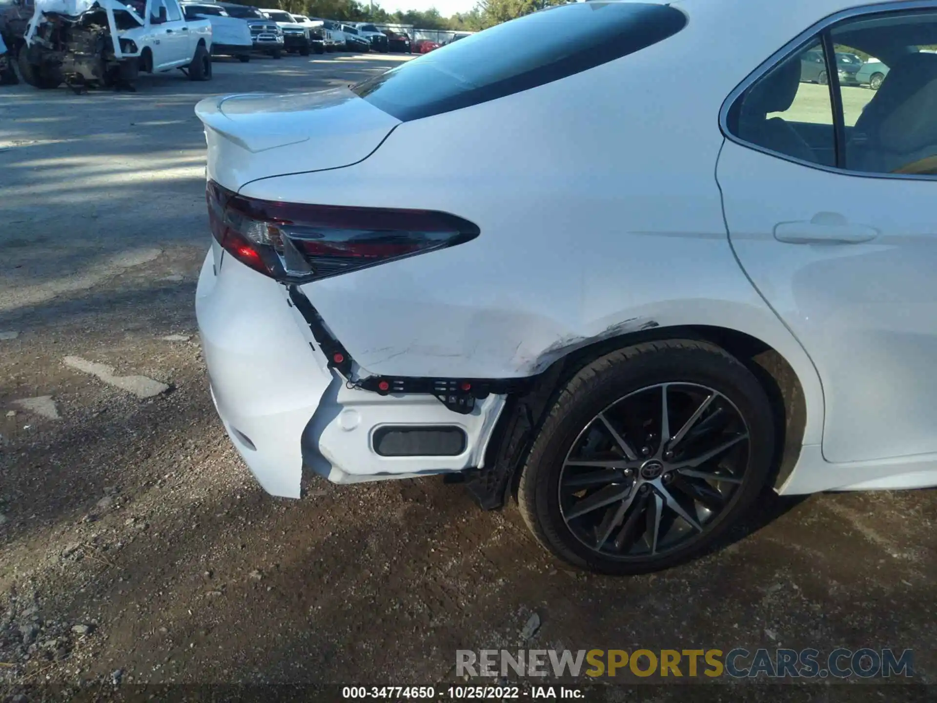 6 Photograph of a damaged car 4T1G11AK0MU434317 TOYOTA CAMRY 2021