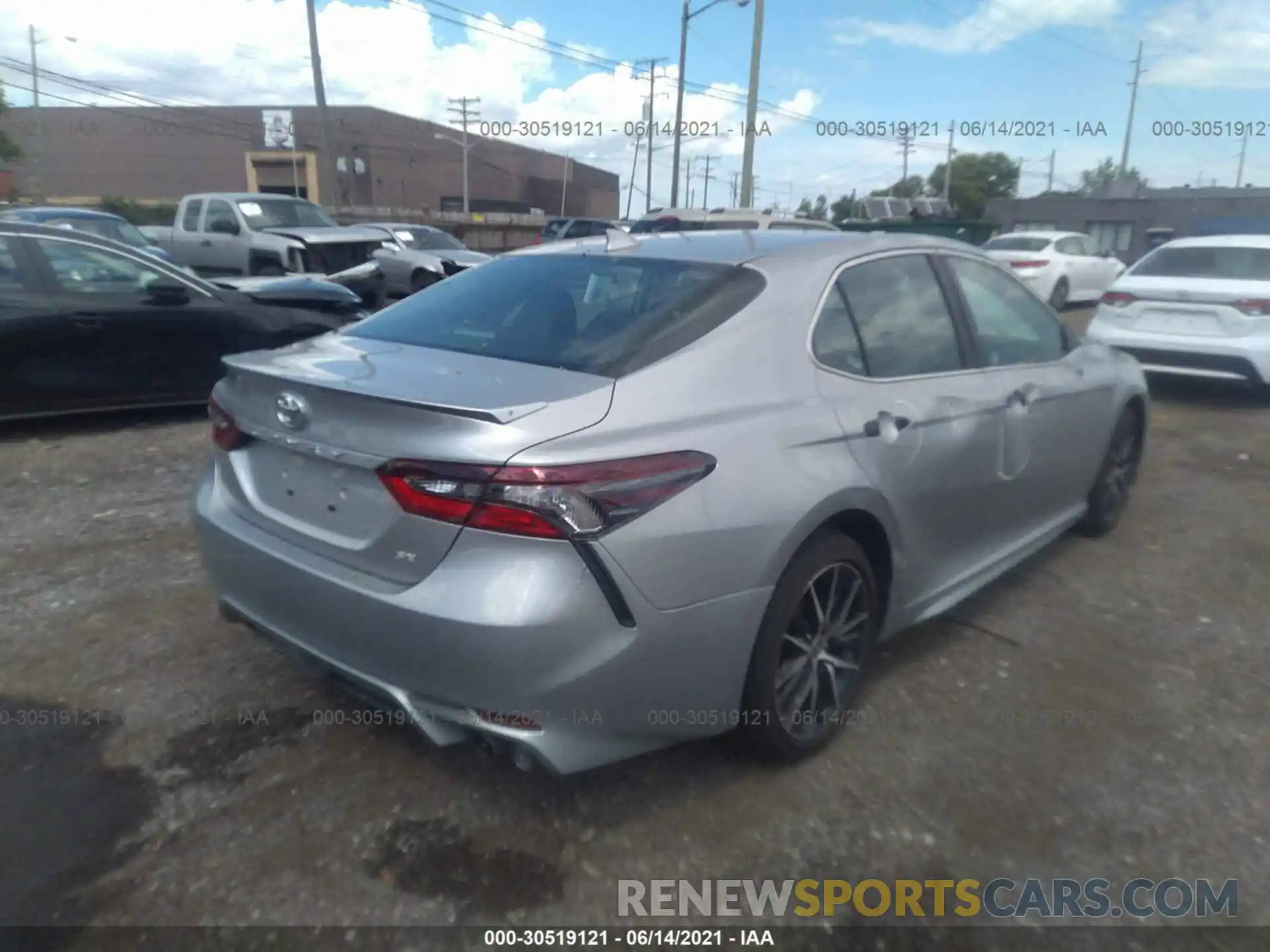 4 Photograph of a damaged car 4T1G11AK0MU441106 TOYOTA CAMRY 2021