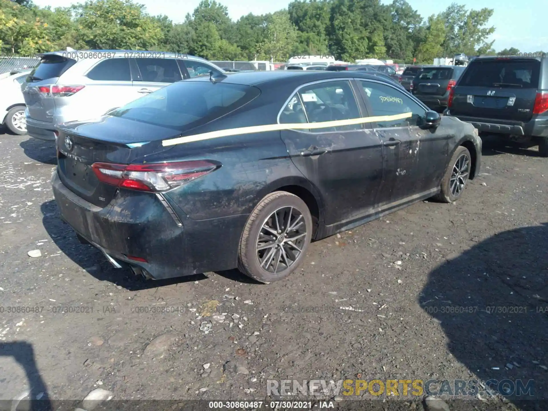 4 Photograph of a damaged car 4T1G11AK0MU444099 TOYOTA CAMRY 2021