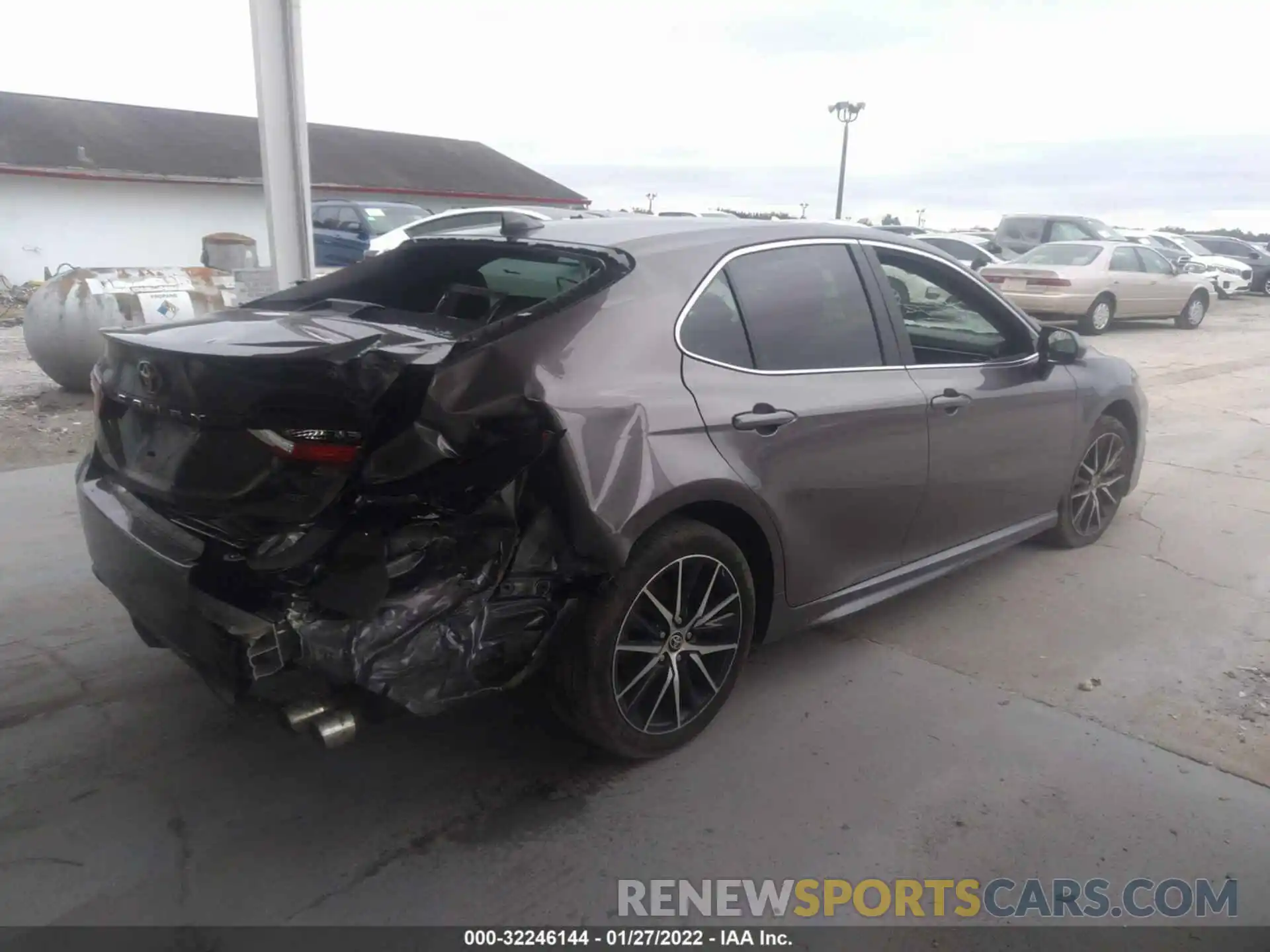 4 Photograph of a damaged car 4T1G11AK0MU449917 TOYOTA CAMRY 2021