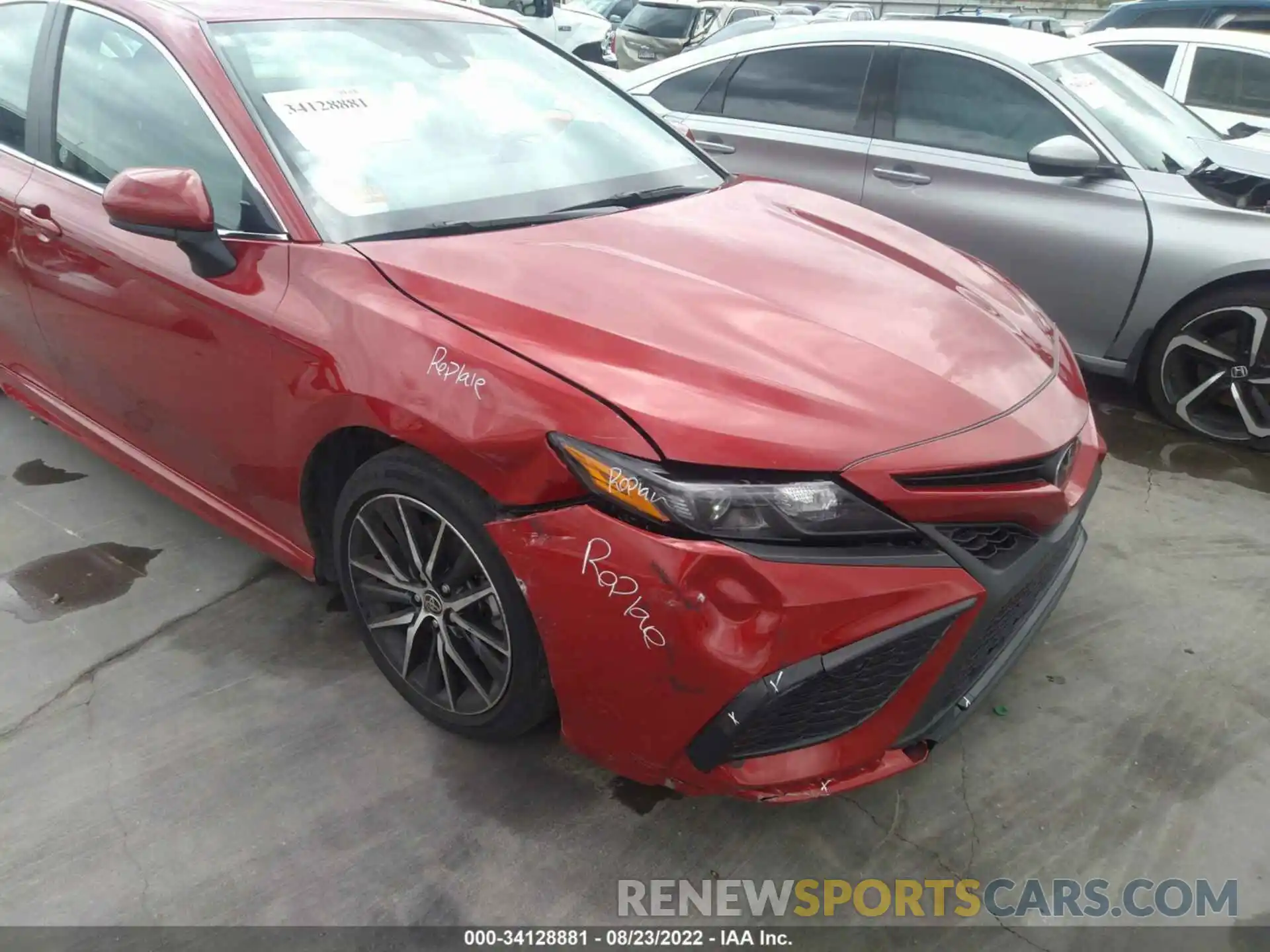 6 Photograph of a damaged car 4T1G11AK0MU454504 TOYOTA CAMRY 2021