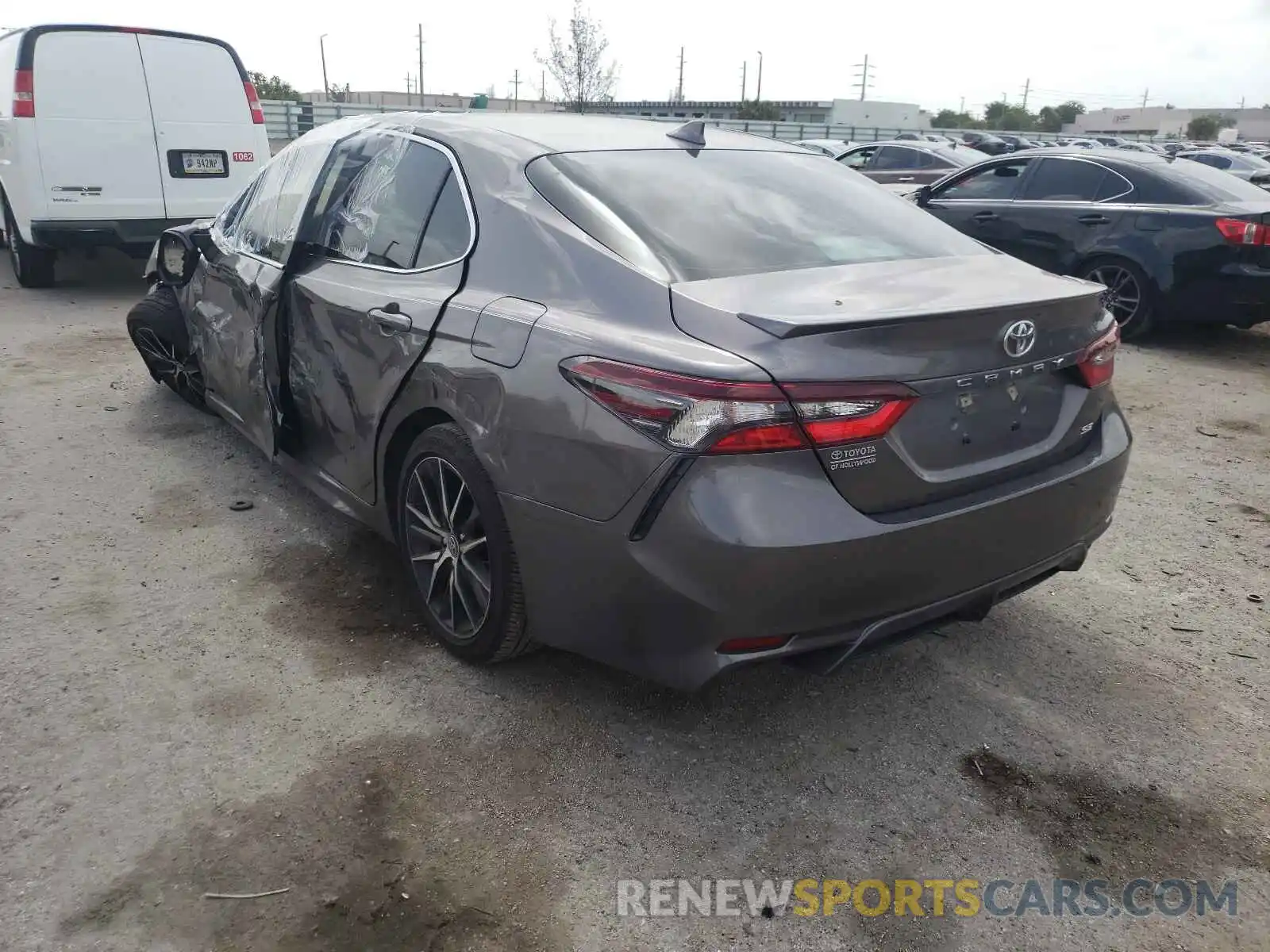 3 Photograph of a damaged car 4T1G11AK0MU459704 TOYOTA CAMRY 2021