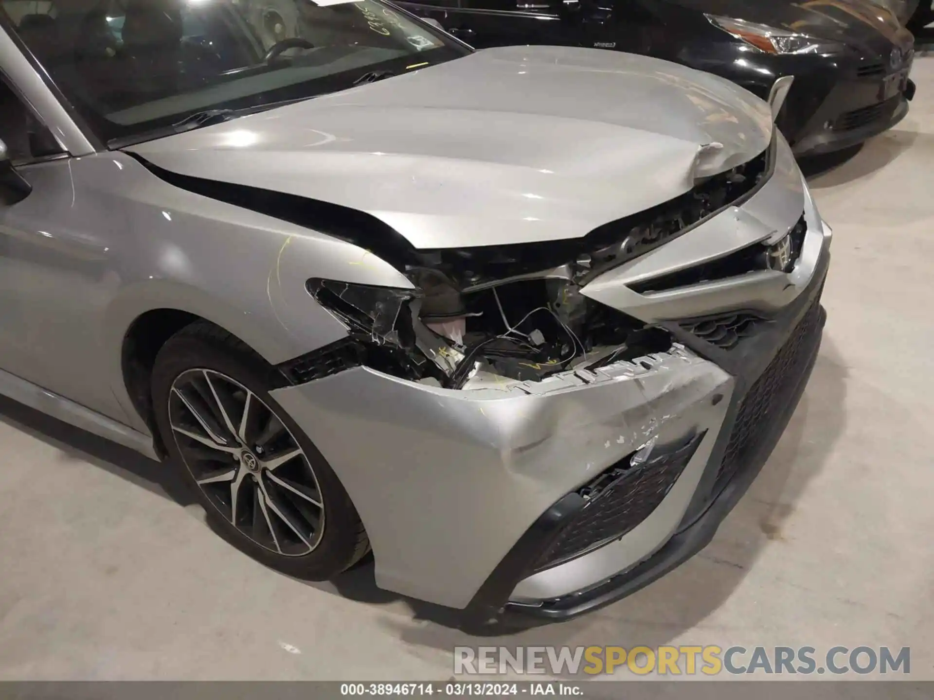 6 Photograph of a damaged car 4T1G11AK0MU464157 TOYOTA CAMRY 2021