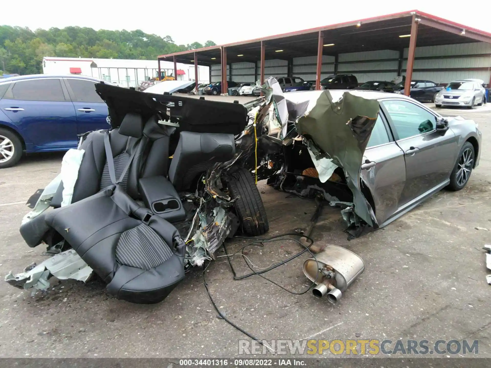 4 Photograph of a damaged car 4T1G11AK0MU466720 TOYOTA CAMRY 2021