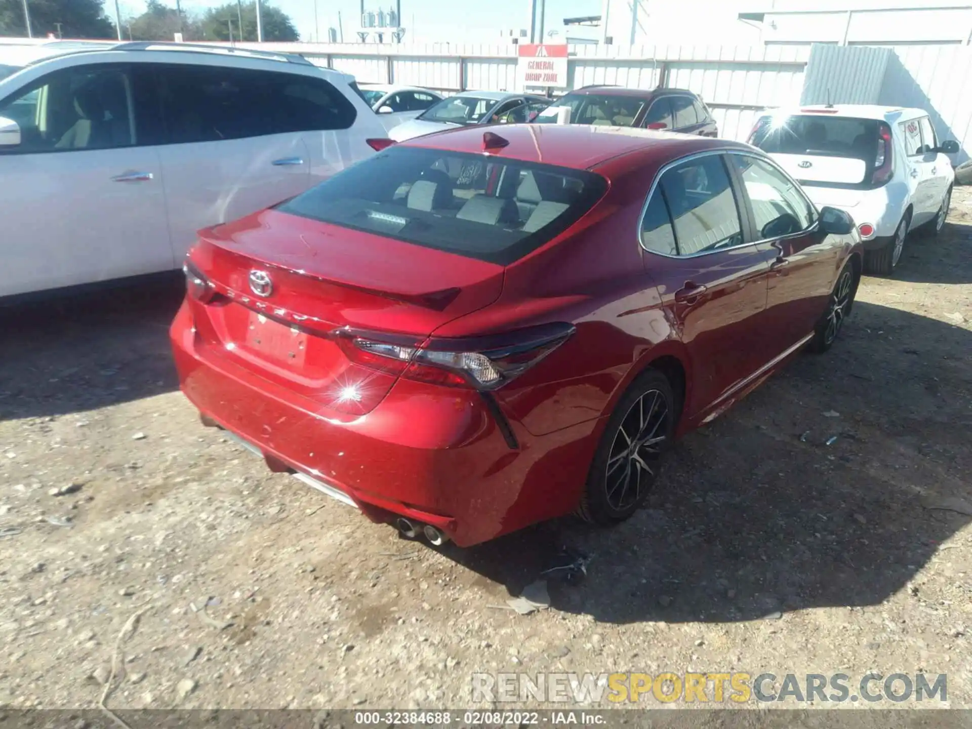 4 Photograph of a damaged car 4T1G11AK0MU467642 TOYOTA CAMRY 2021