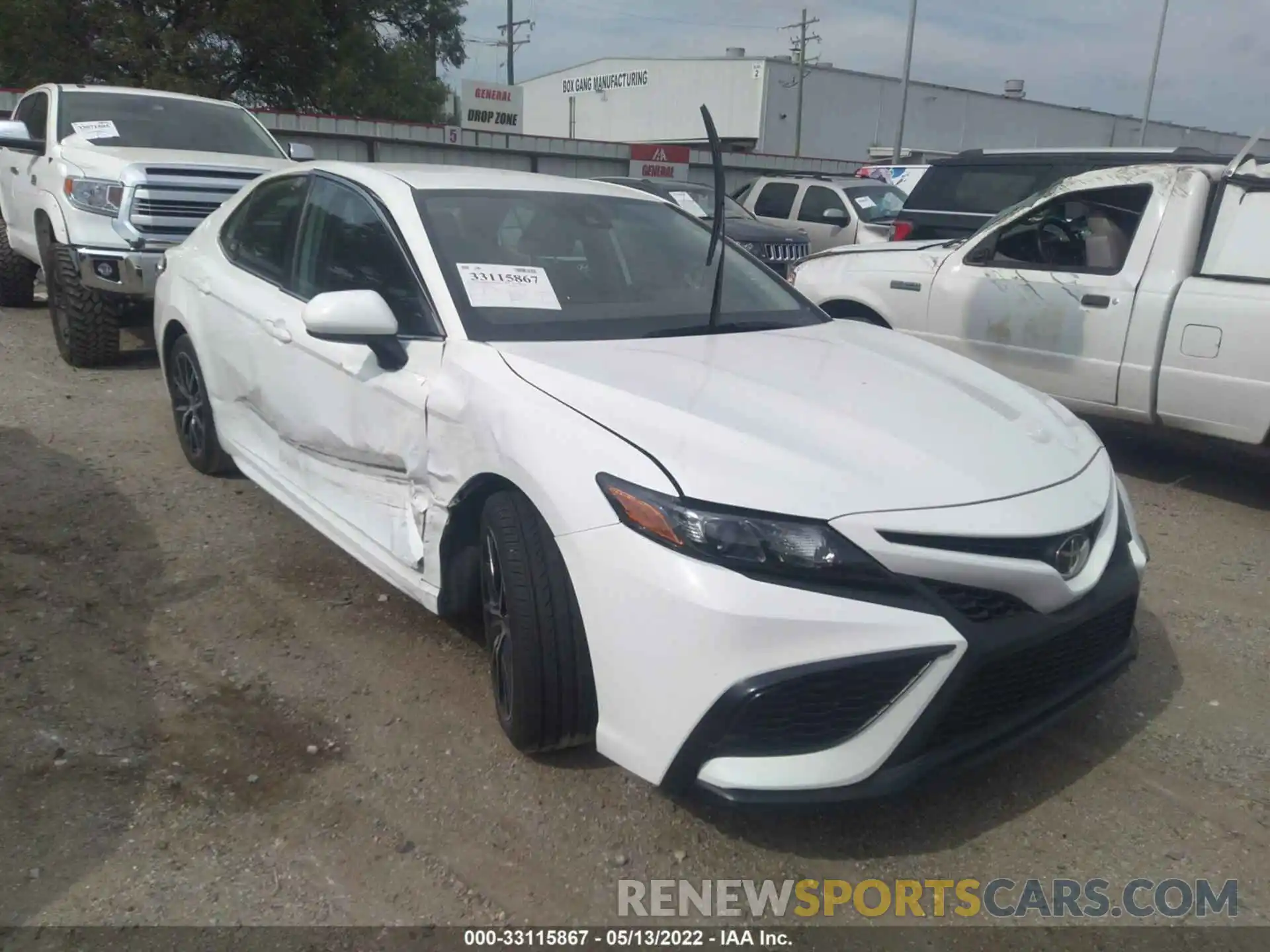 1 Photograph of a damaged car 4T1G11AK0MU475918 TOYOTA CAMRY 2021