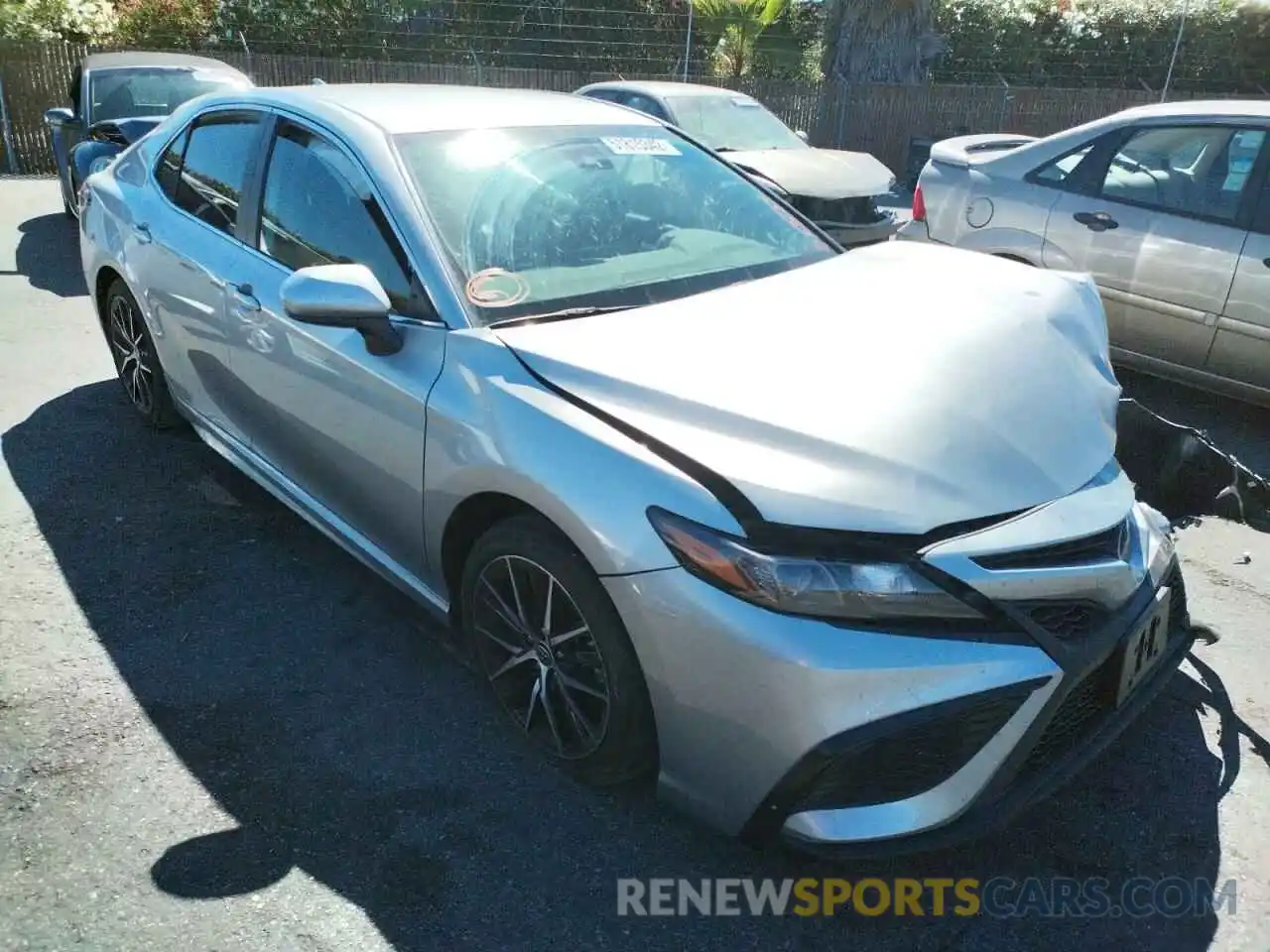 1 Photograph of a damaged car 4T1G11AK0MU483694 TOYOTA CAMRY 2021