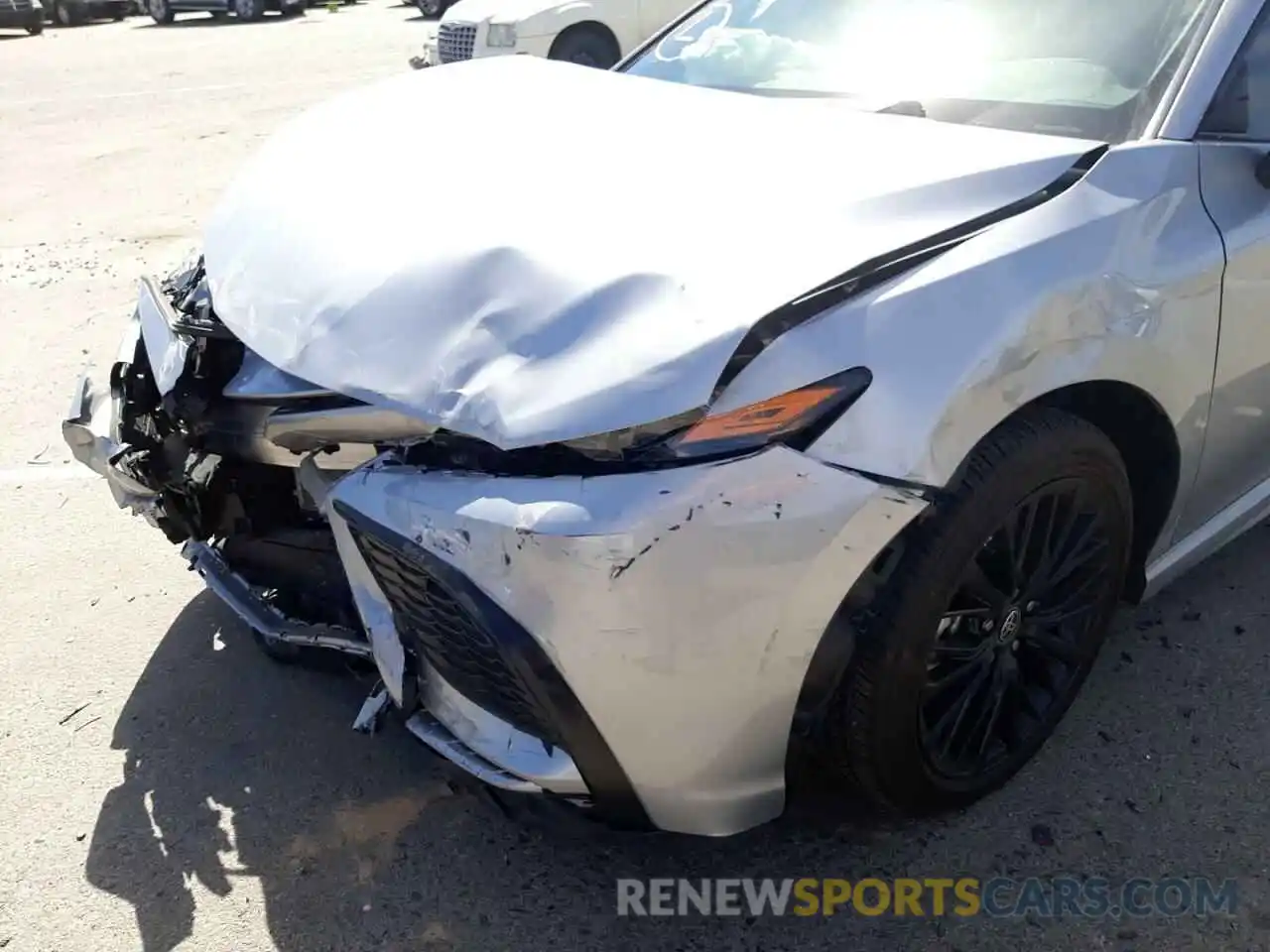 9 Photograph of a damaged car 4T1G11AK0MU487244 TOYOTA CAMRY 2021