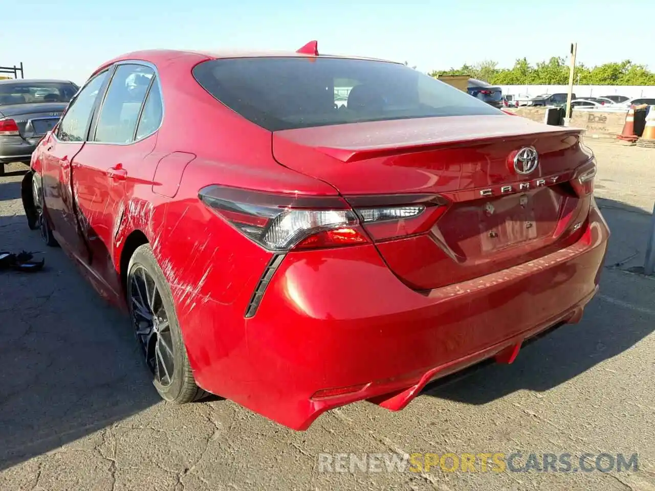 3 Photograph of a damaged car 4T1G11AK0MU489060 TOYOTA CAMRY 2021