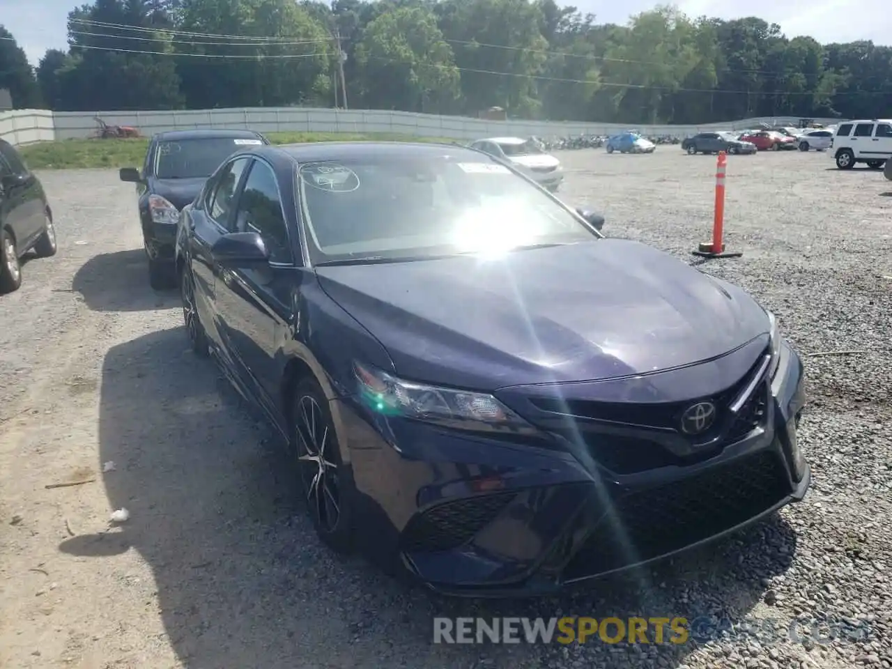 1 Photograph of a damaged car 4T1G11AK0MU522011 TOYOTA CAMRY 2021