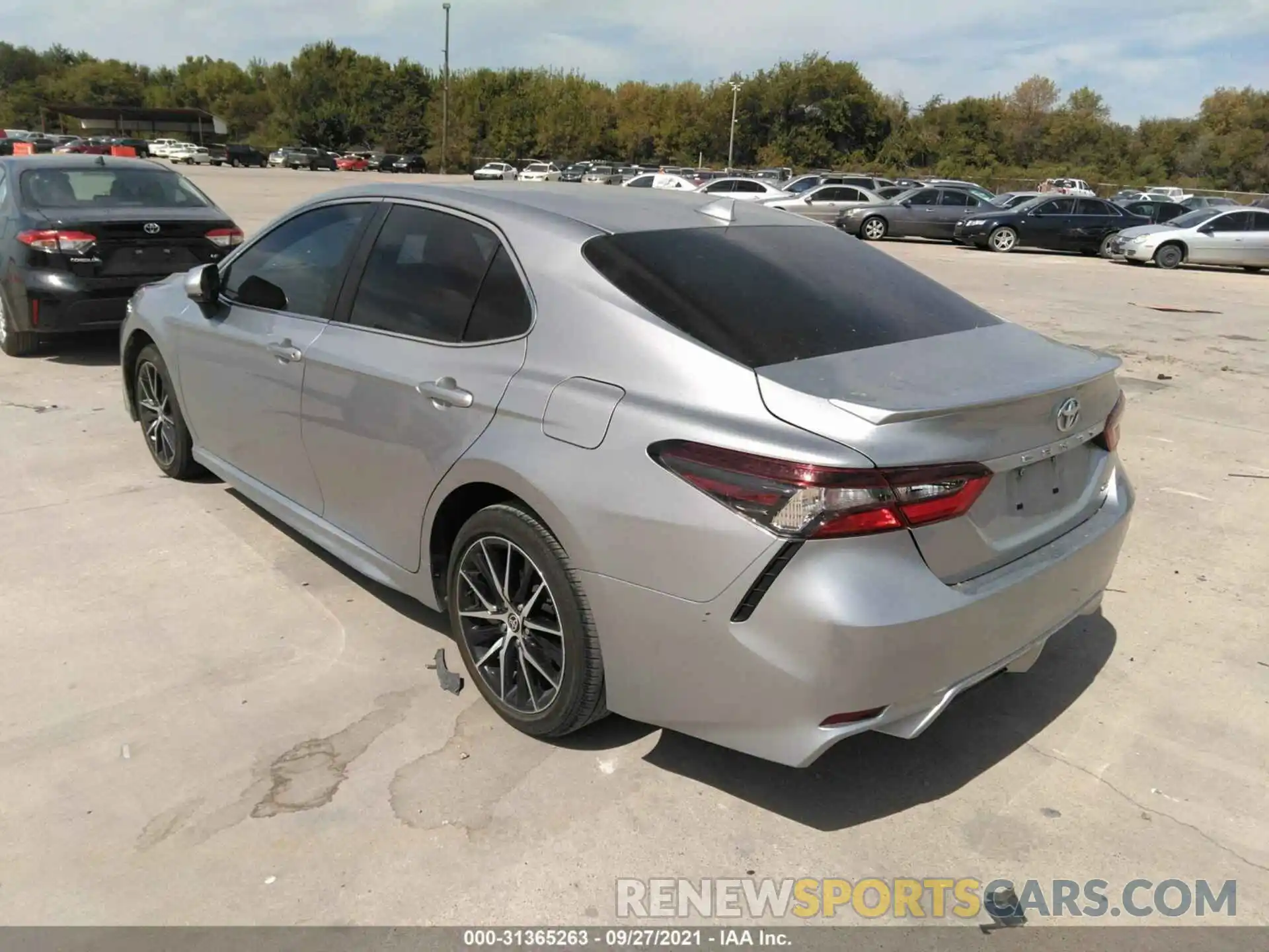 3 Photograph of a damaged car 4T1G11AK0MU522039 TOYOTA CAMRY 2021