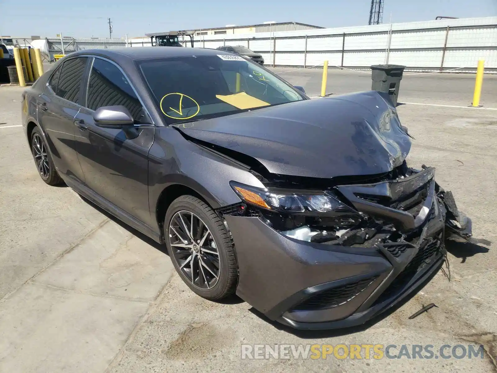 1 Photograph of a damaged car 4T1G11AK0MU536734 TOYOTA CAMRY 2021