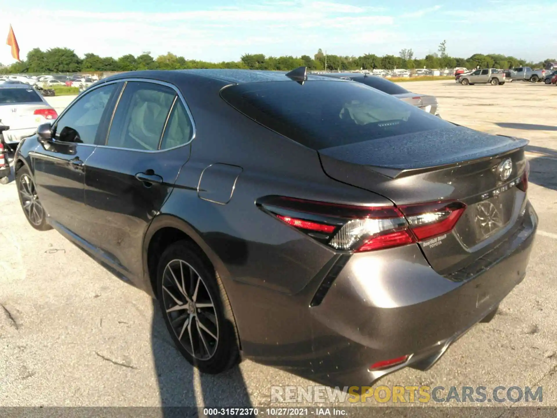 3 Photograph of a damaged car 4T1G11AK0MU550858 TOYOTA CAMRY 2021