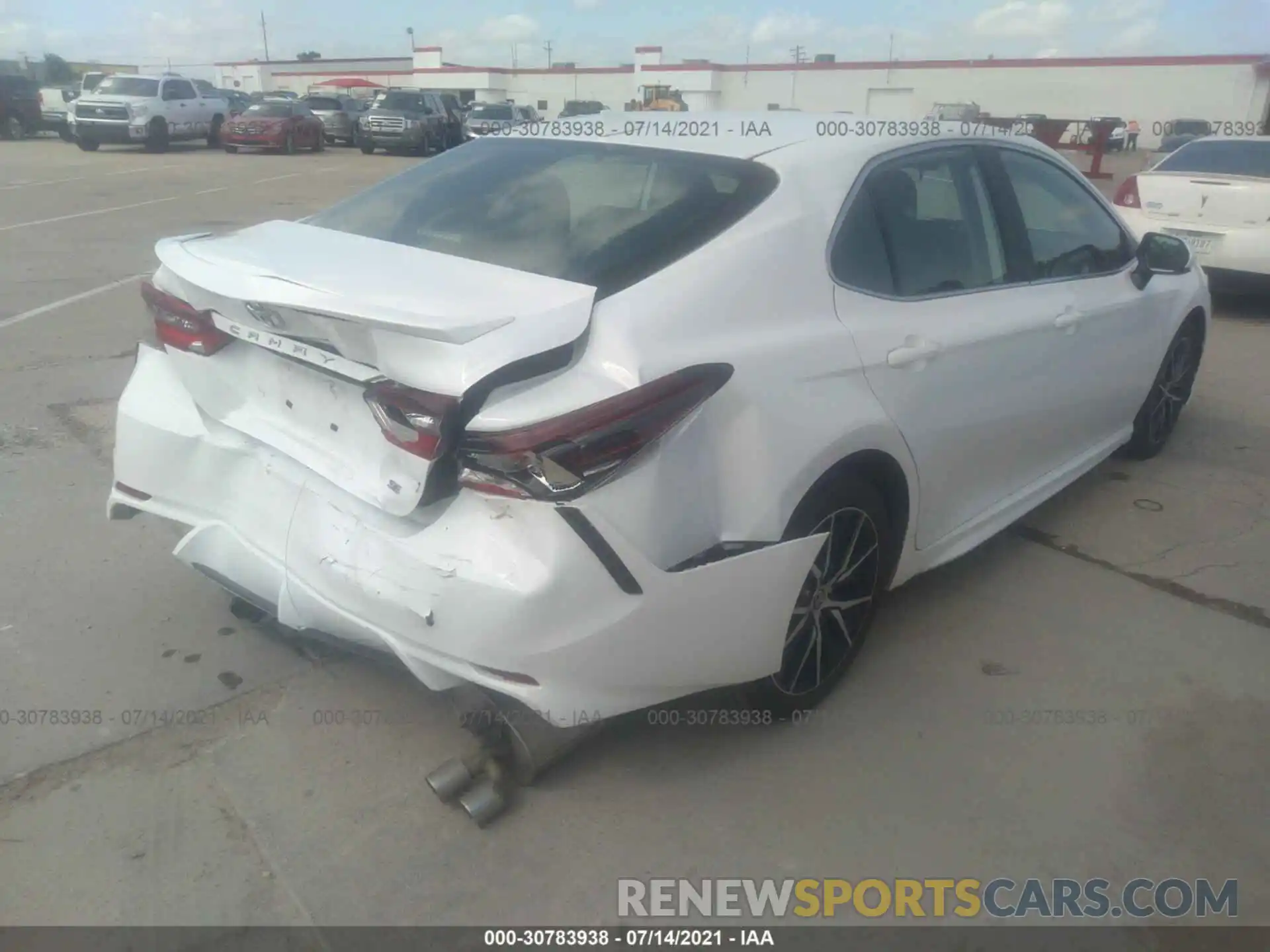 4 Photograph of a damaged car 4T1G11AK0MU551928 TOYOTA CAMRY 2021