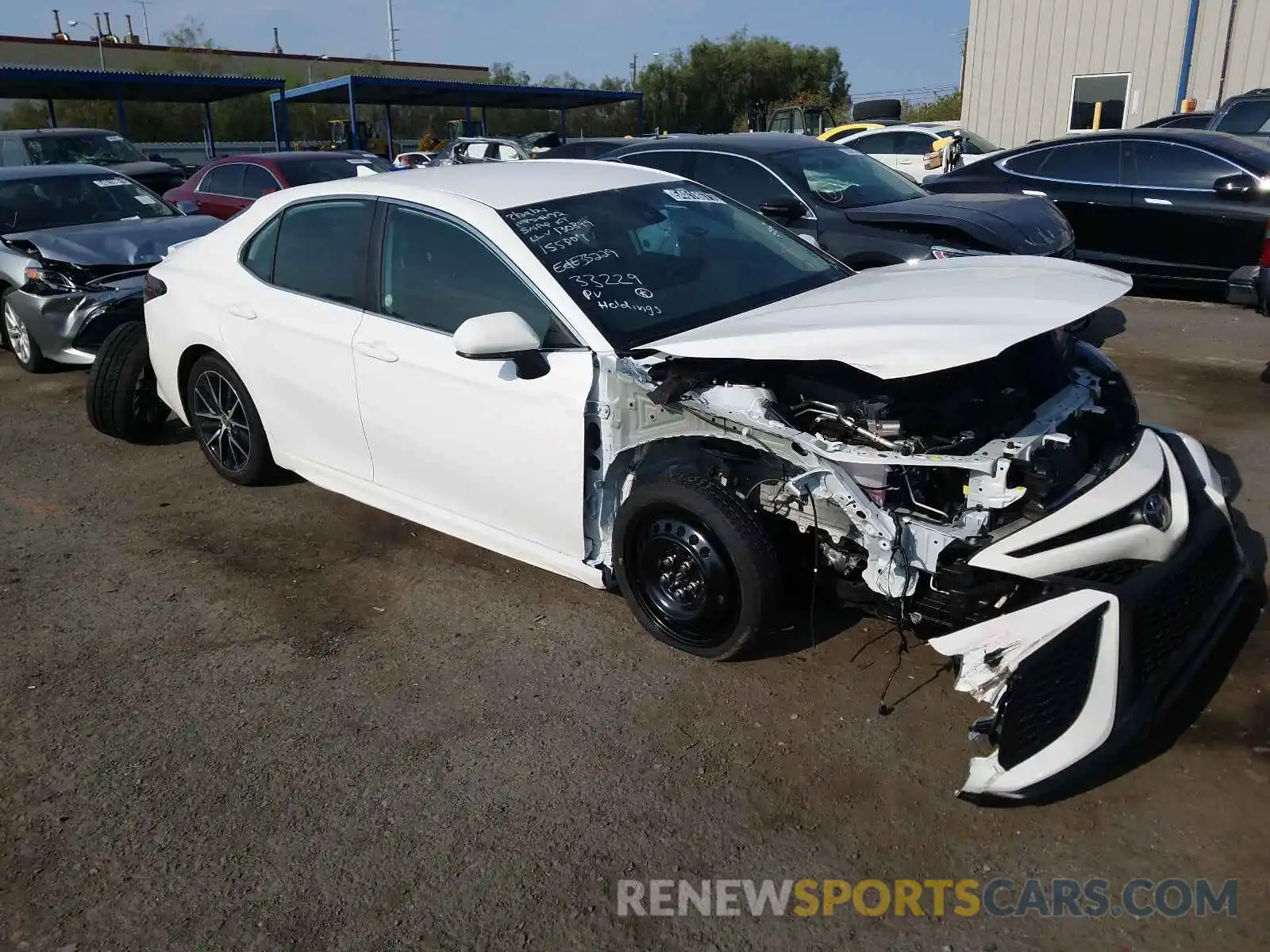 1 Photograph of a damaged car 4T1G11AK0MU574593 TOYOTA CAMRY 2021