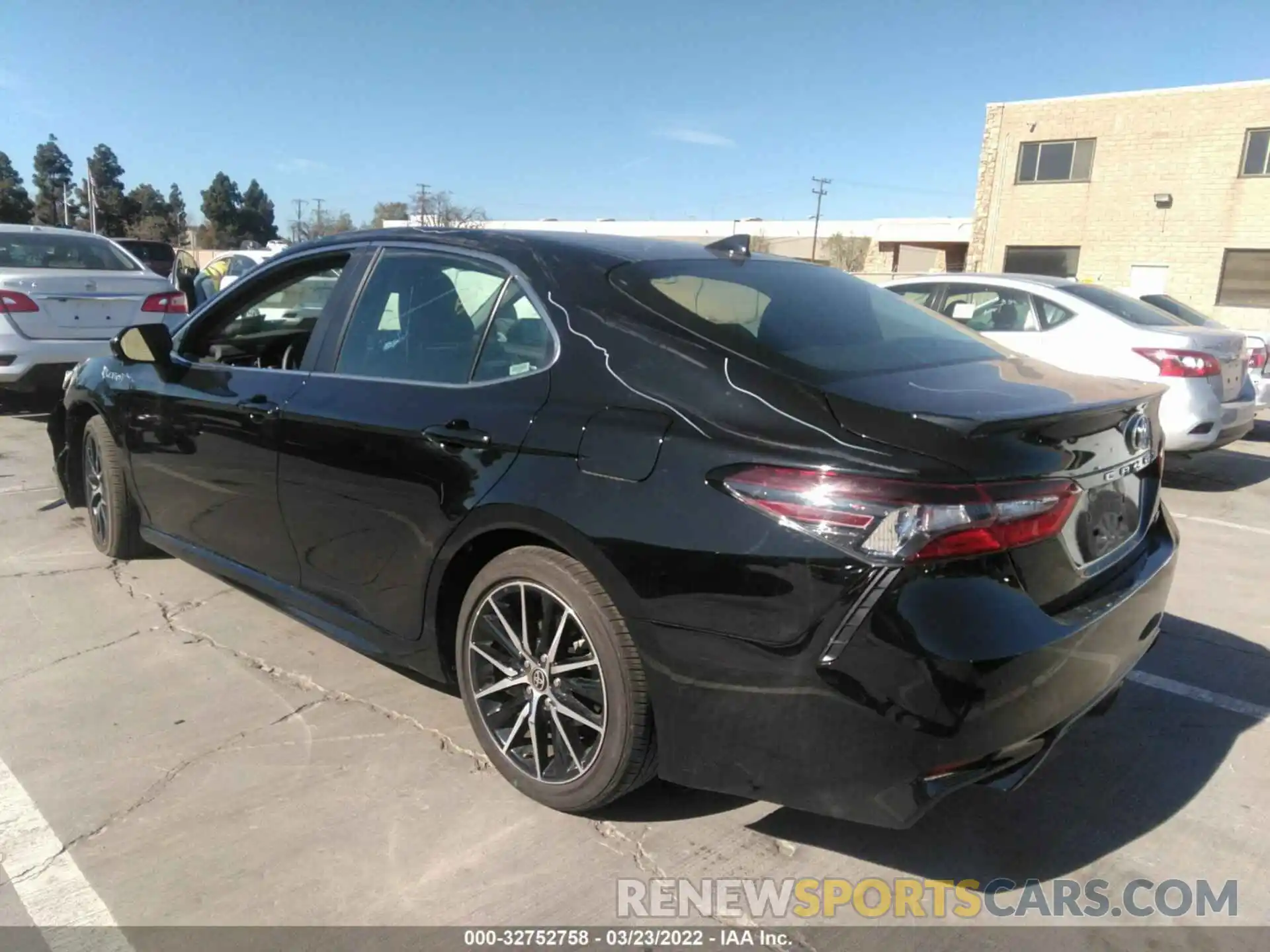 3 Photograph of a damaged car 4T1G11AK0MU588011 TOYOTA CAMRY 2021