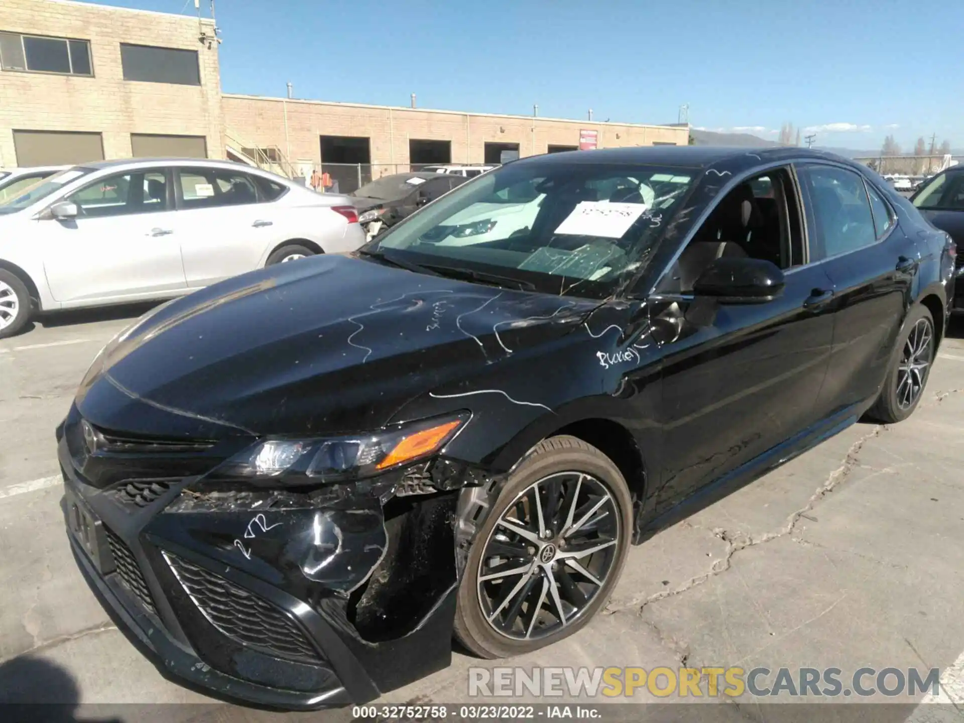 6 Photograph of a damaged car 4T1G11AK0MU588011 TOYOTA CAMRY 2021