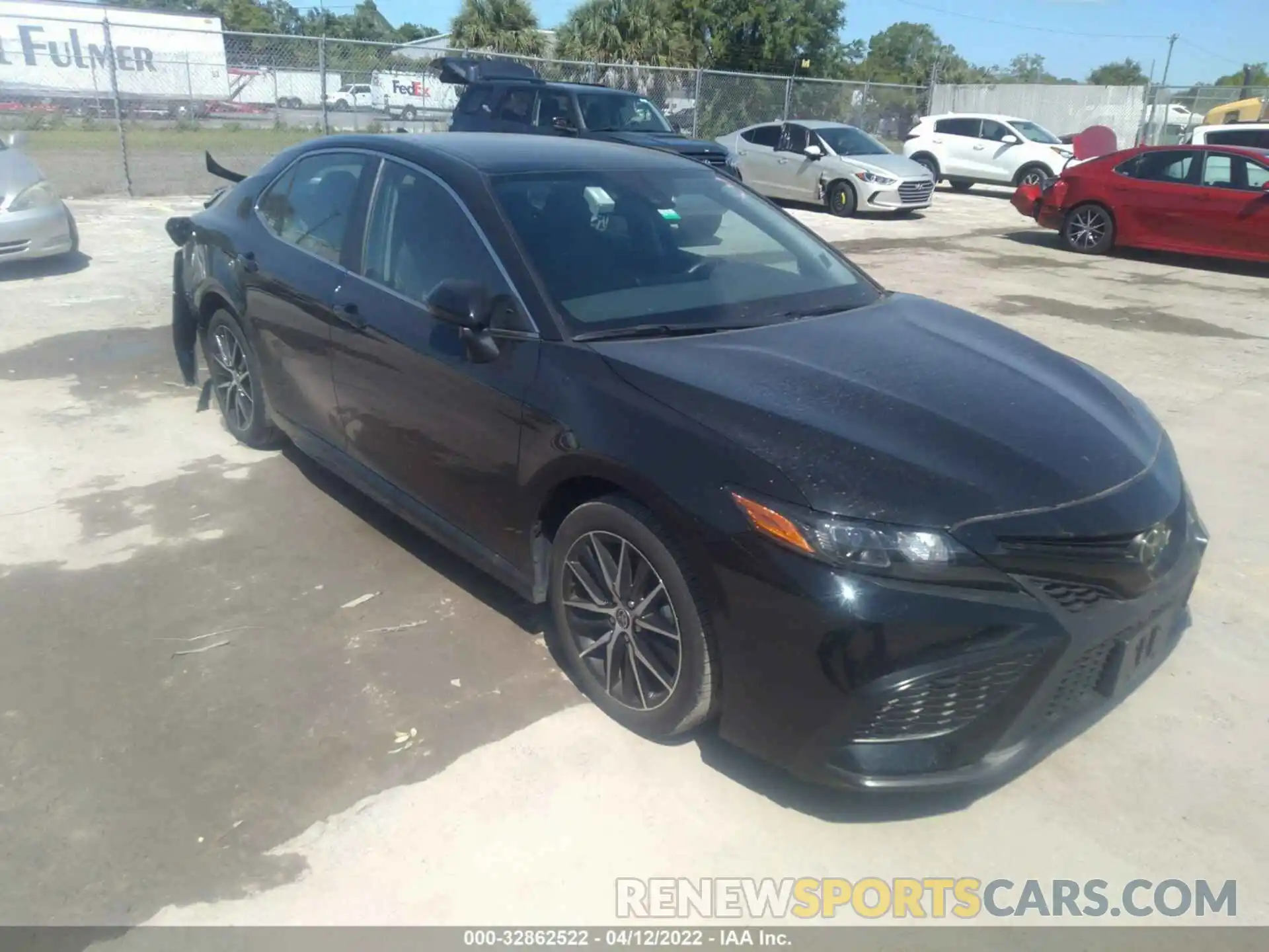 1 Photograph of a damaged car 4T1G11AK0MU591913 TOYOTA CAMRY 2021