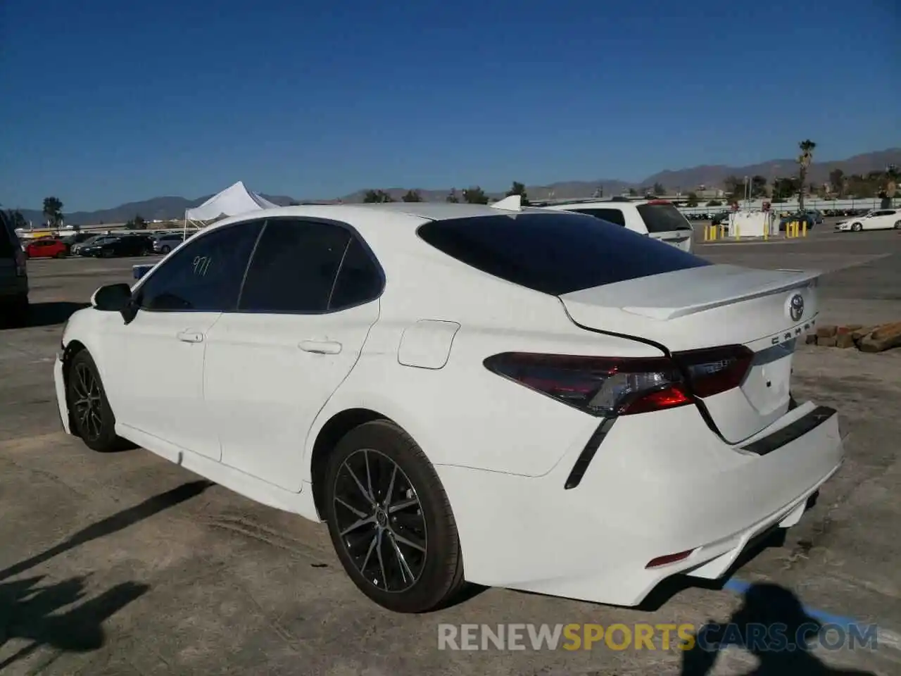 3 Photograph of a damaged car 4T1G11AK0MU611822 TOYOTA CAMRY 2021