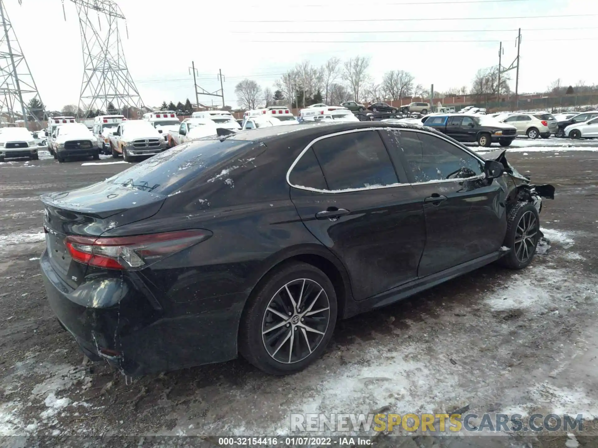 4 Фотография поврежденного автомобиля 4T1G11AK0MU612632 TOYOTA CAMRY 2021