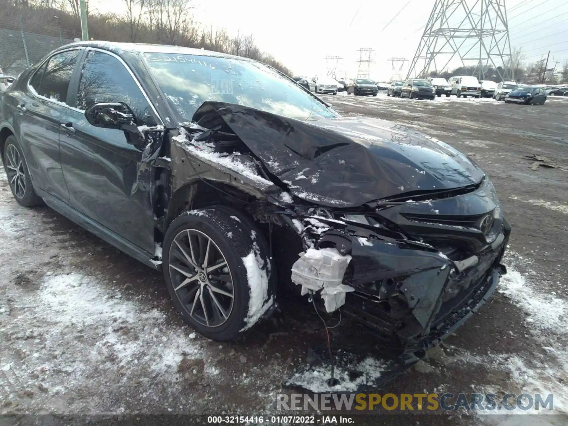 6 Photograph of a damaged car 4T1G11AK0MU612632 TOYOTA CAMRY 2021