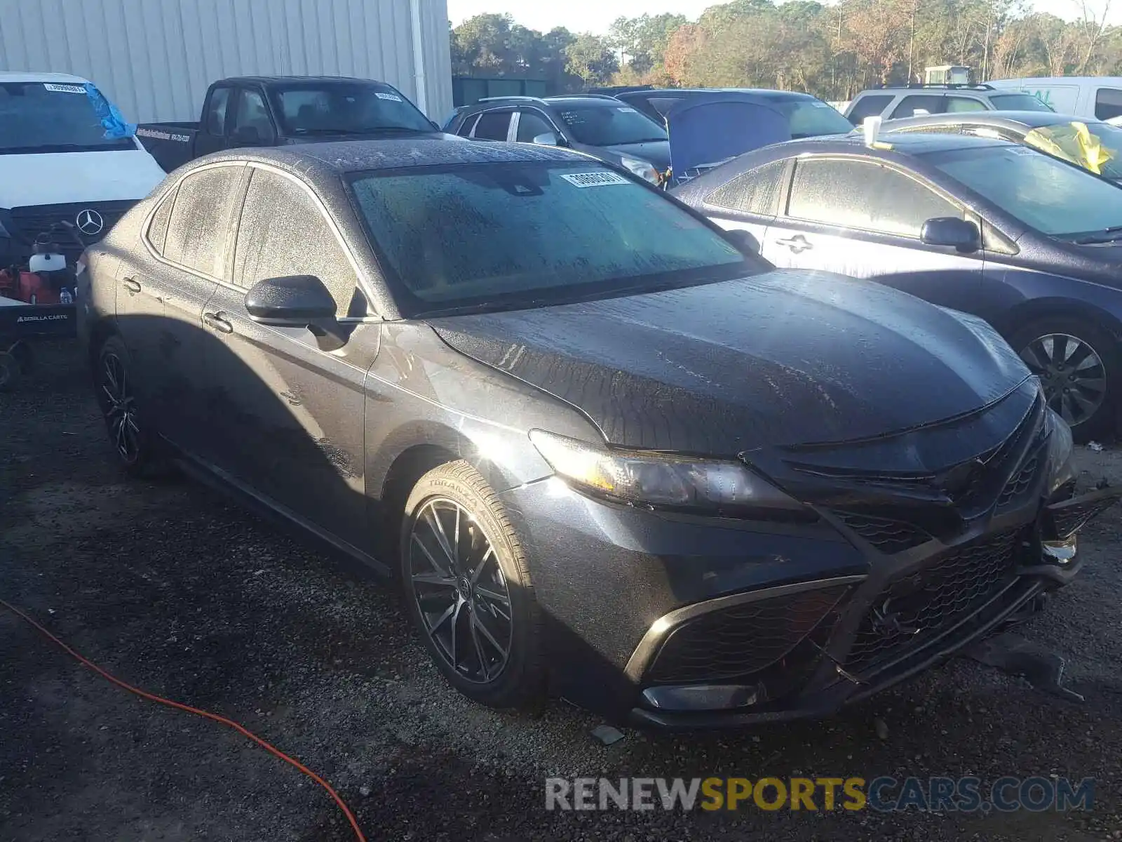 1 Photograph of a damaged car 4T1G11AK1MU404162 TOYOTA CAMRY 2021