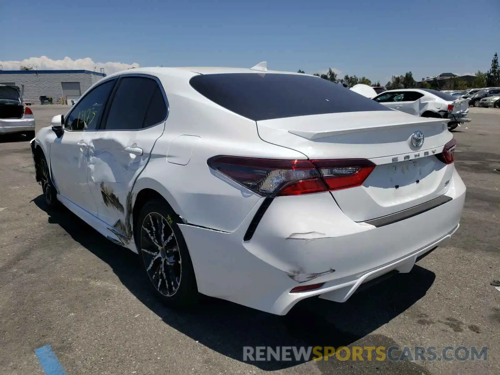 3 Photograph of a damaged car 4T1G11AK1MU404730 TOYOTA CAMRY 2021