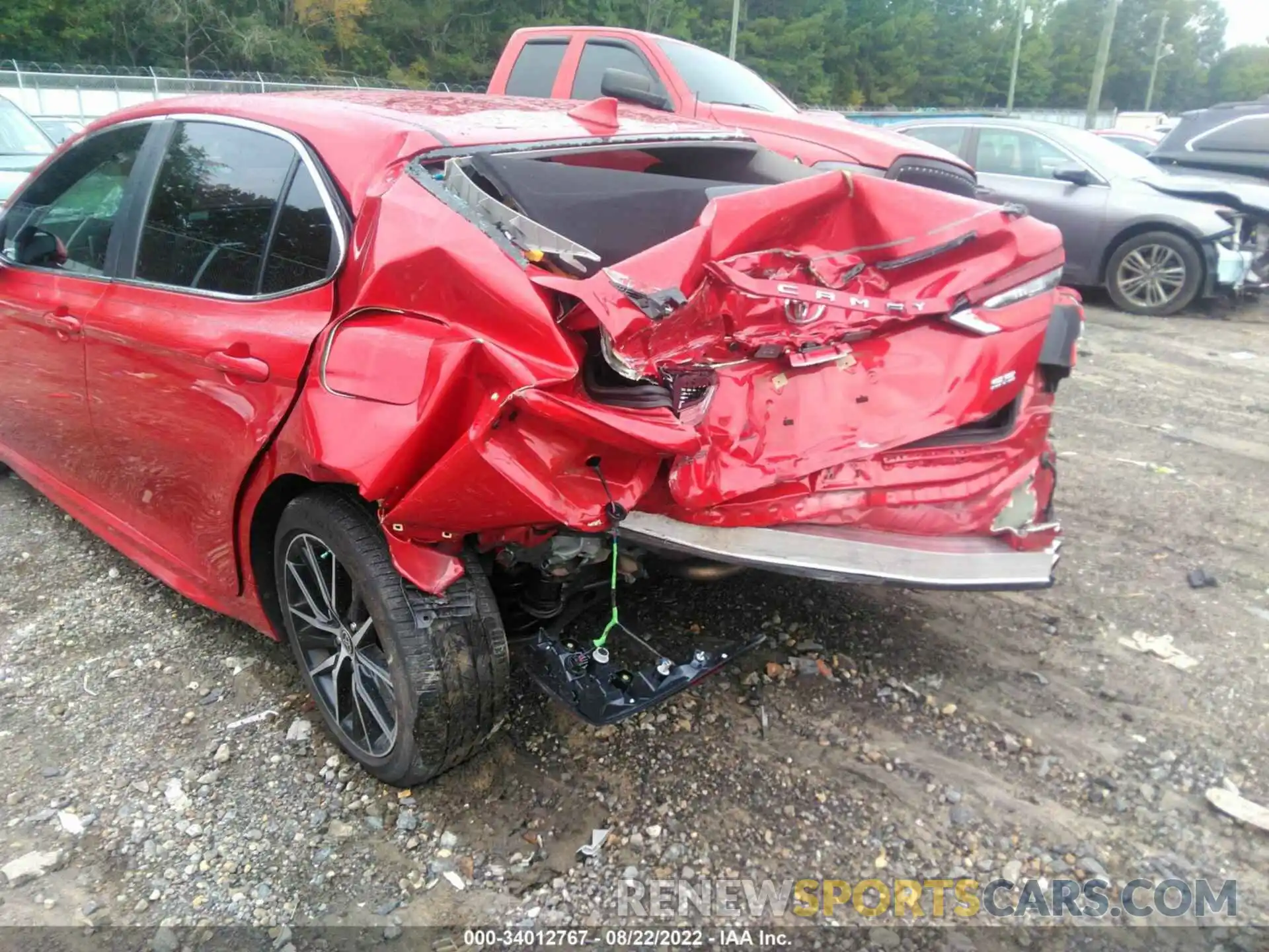 6 Photograph of a damaged car 4T1G11AK1MU406400 TOYOTA CAMRY 2021