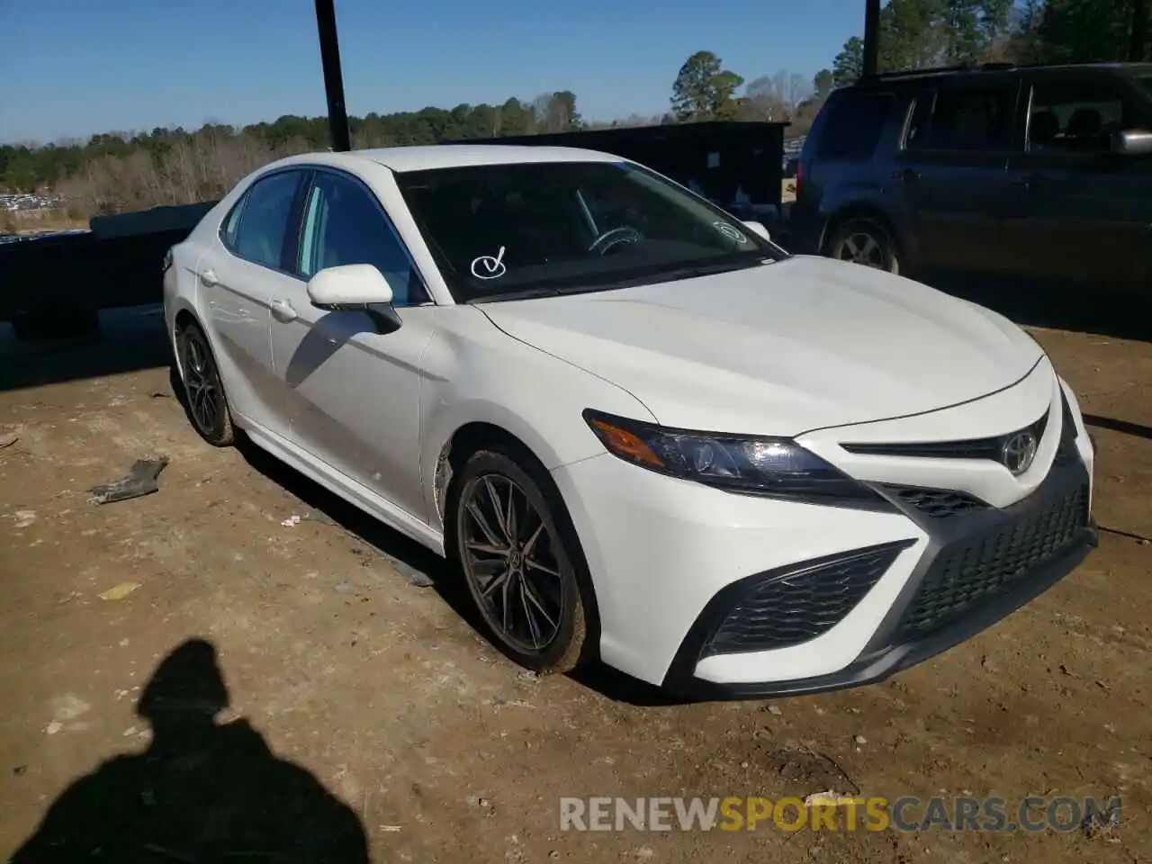 1 Photograph of a damaged car 4T1G11AK1MU409765 TOYOTA CAMRY 2021