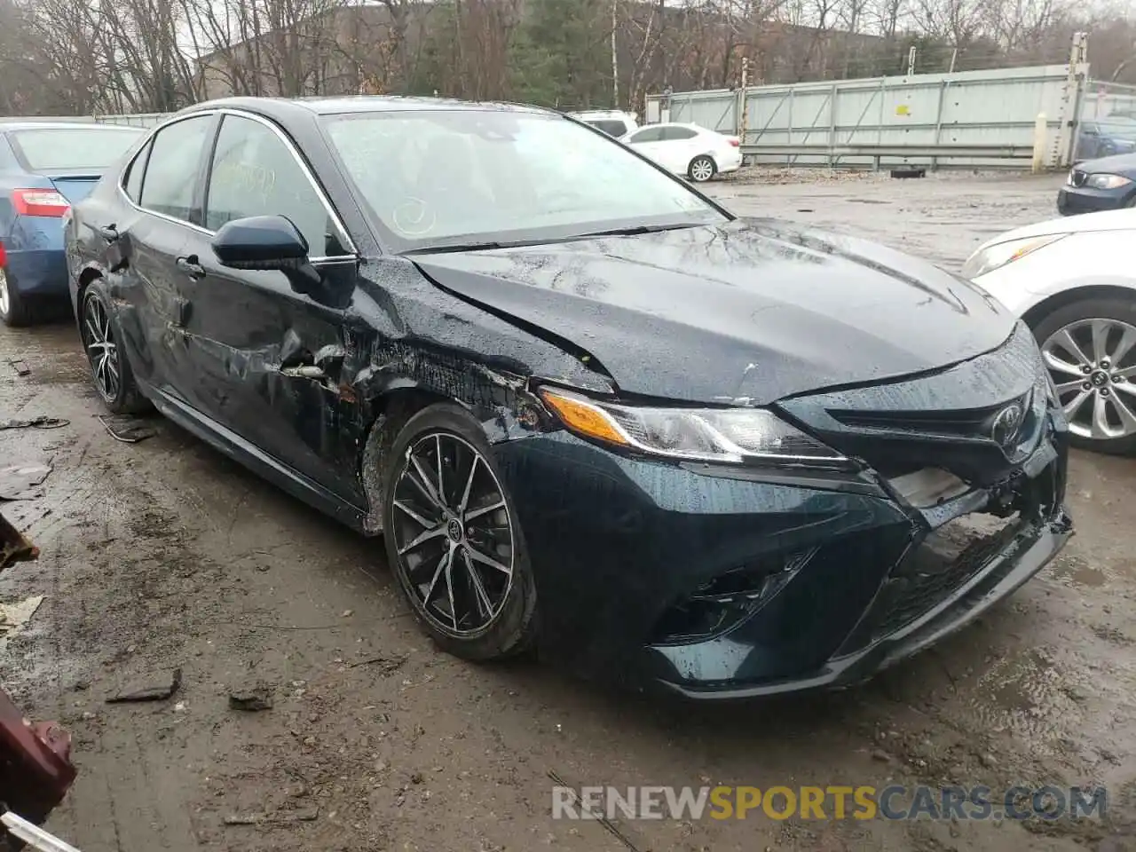 1 Photograph of a damaged car 4T1G11AK1MU410589 TOYOTA CAMRY 2021