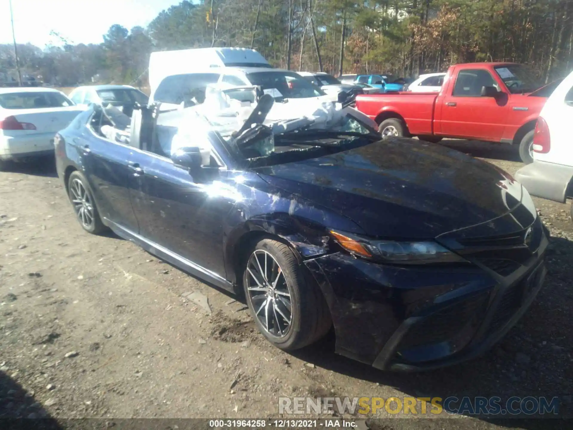 1 Photograph of a damaged car 4T1G11AK1MU411029 TOYOTA CAMRY 2021