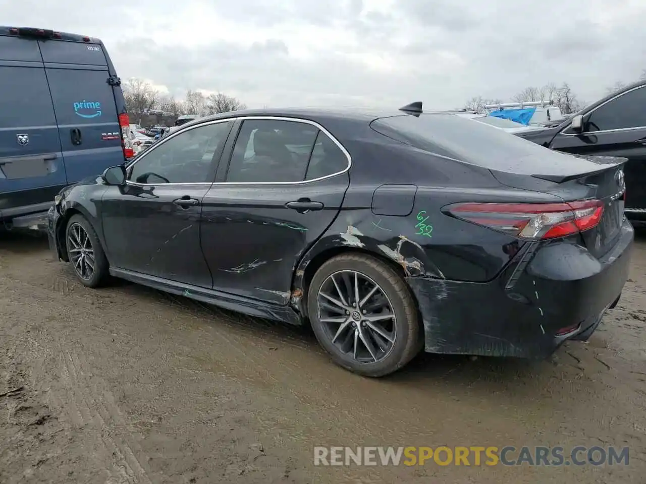 2 Photograph of a damaged car 4T1G11AK1MU411032 TOYOTA CAMRY 2021