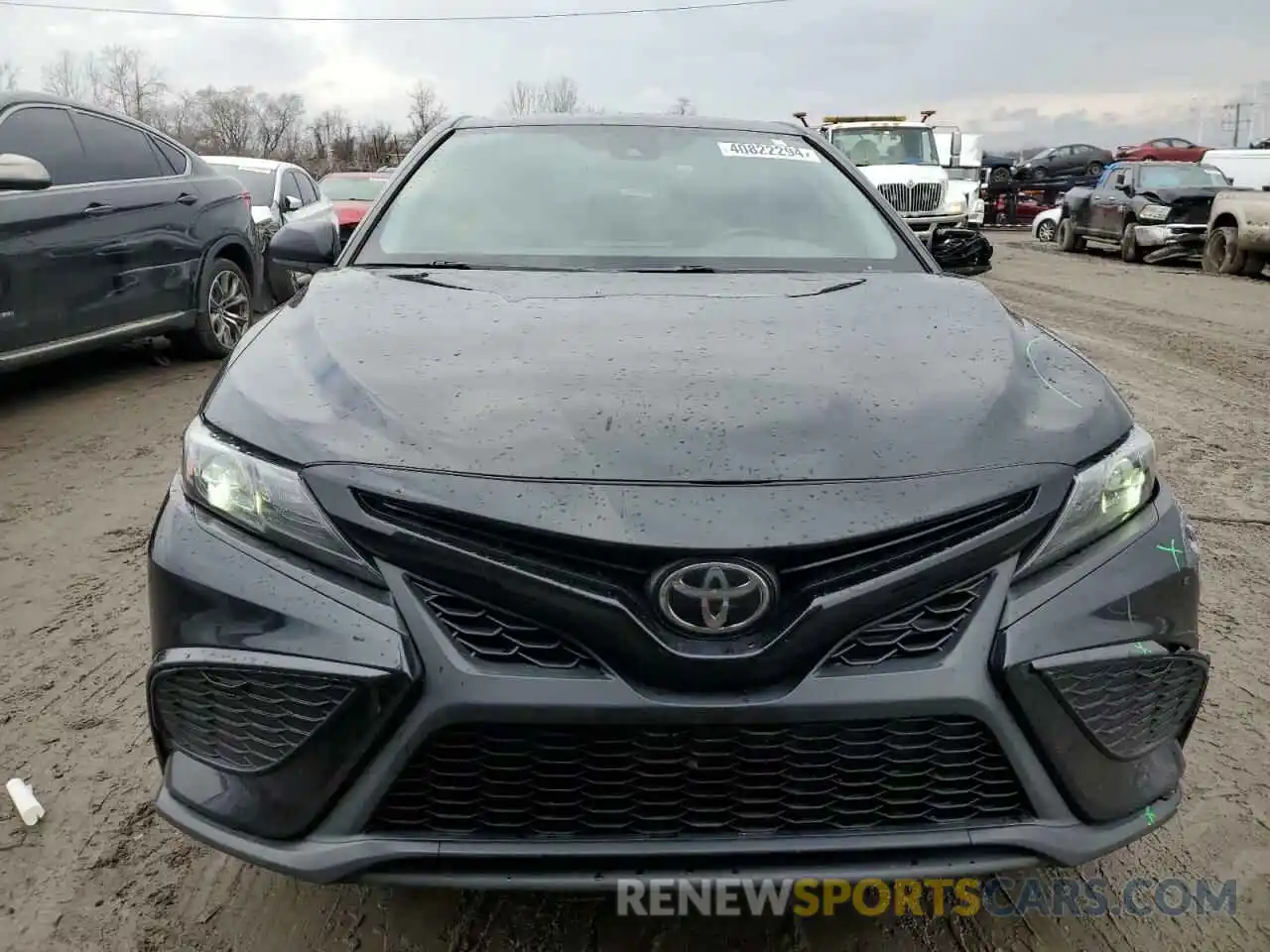 5 Photograph of a damaged car 4T1G11AK1MU411032 TOYOTA CAMRY 2021