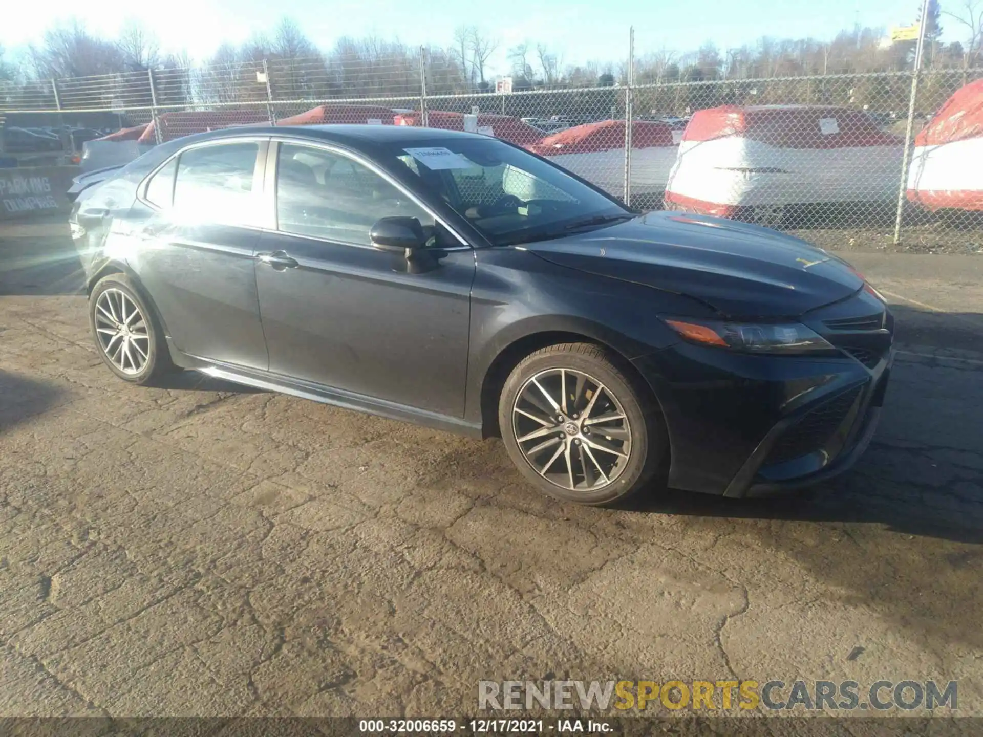 1 Photograph of a damaged car 4T1G11AK1MU413654 TOYOTA CAMRY 2021