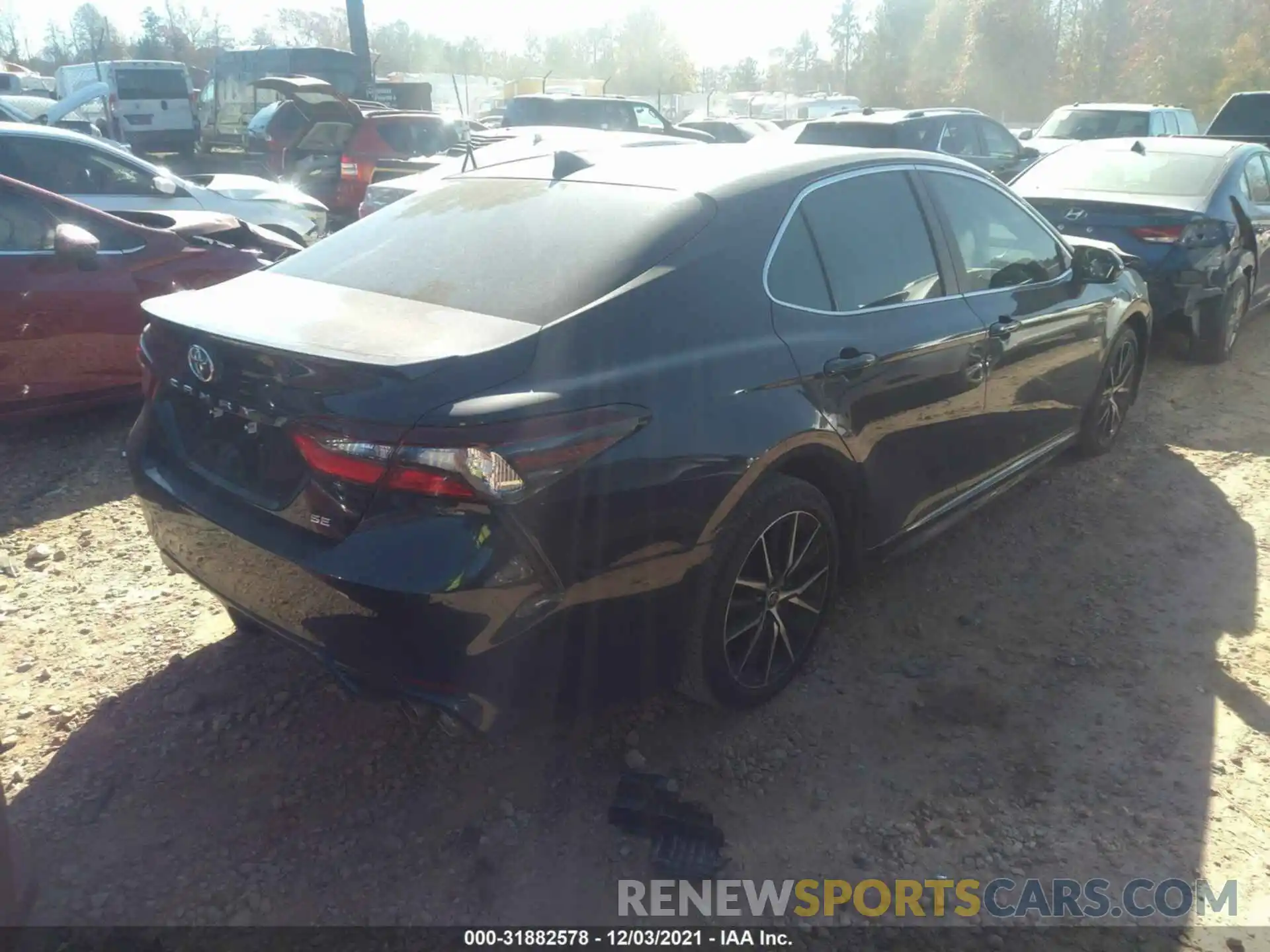 4 Фотография поврежденного автомобиля 4T1G11AK1MU413878 TOYOTA CAMRY 2021