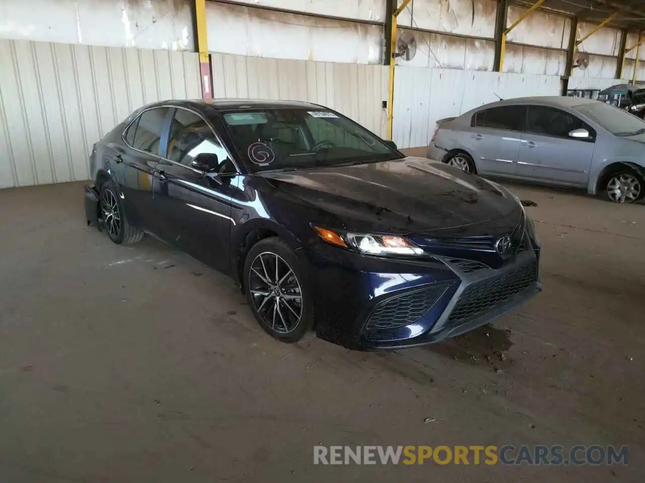 1 Photograph of a damaged car 4T1G11AK1MU420913 TOYOTA CAMRY 2021