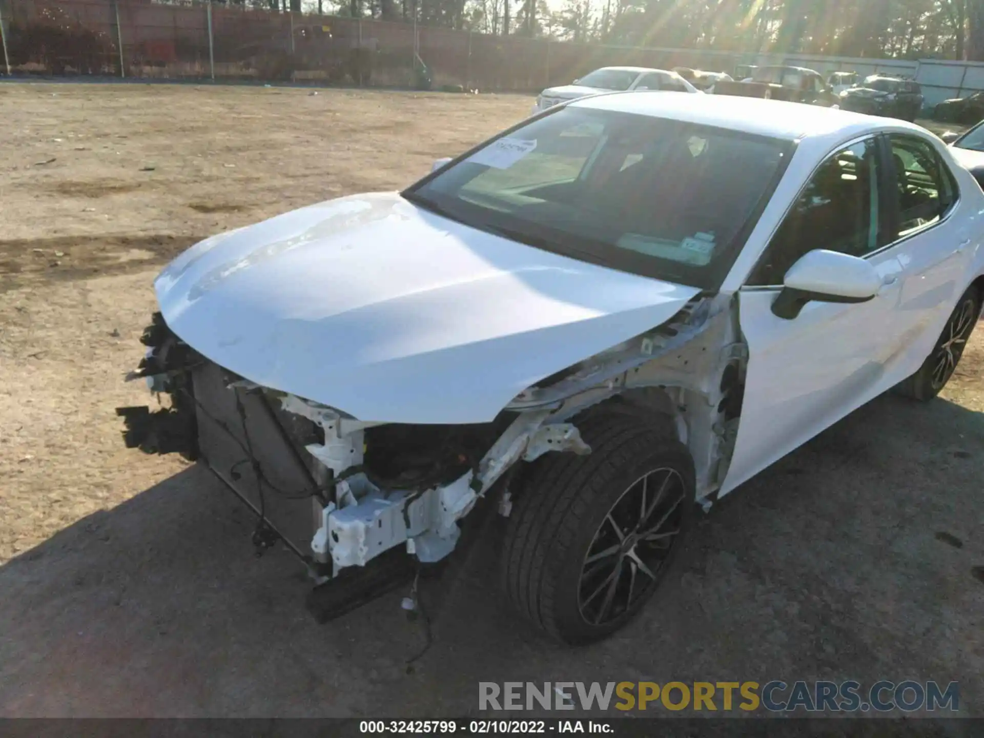 6 Photograph of a damaged car 4T1G11AK1MU425643 TOYOTA CAMRY 2021