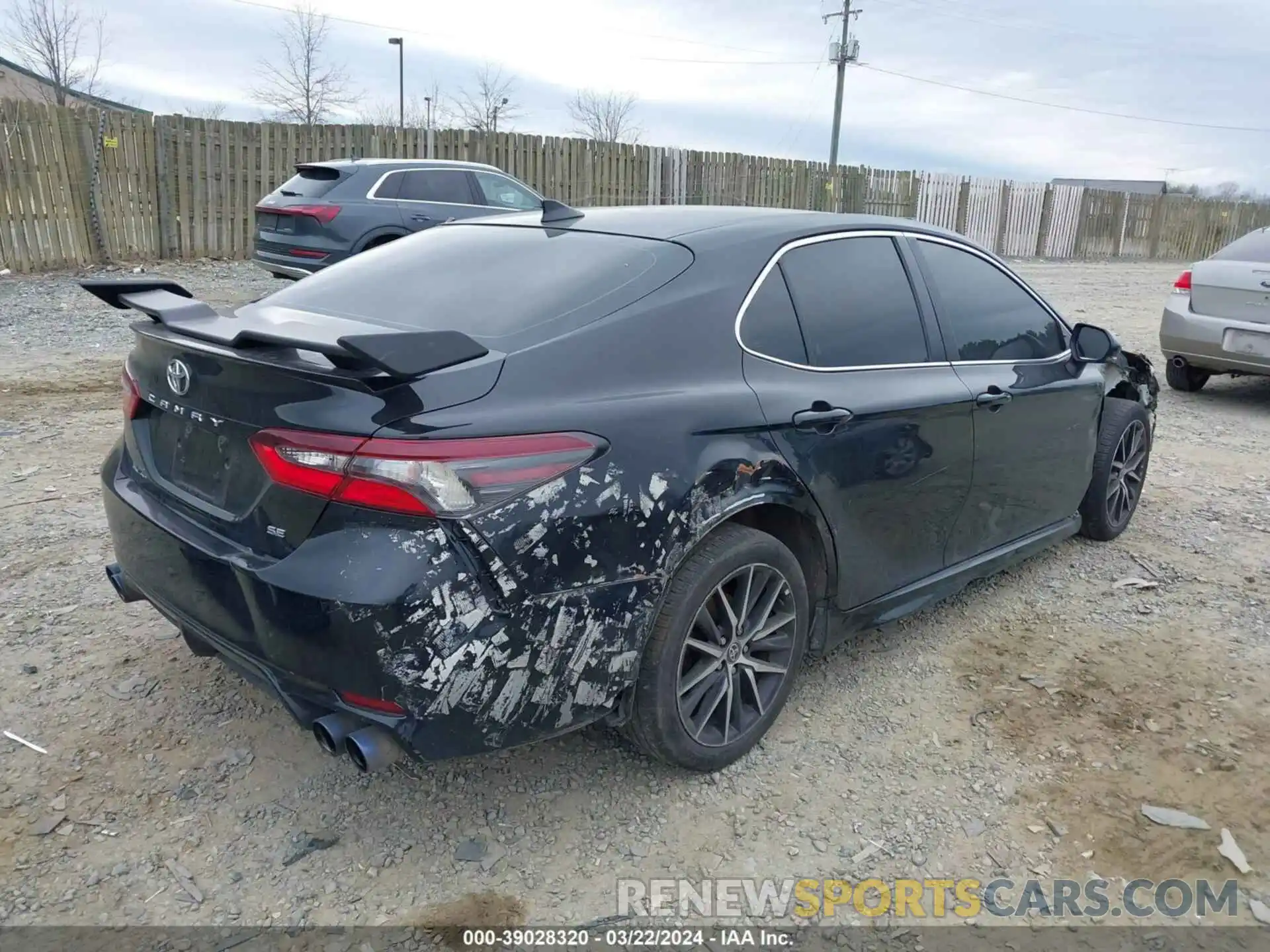 4 Photograph of a damaged car 4T1G11AK1MU434861 TOYOTA CAMRY 2021