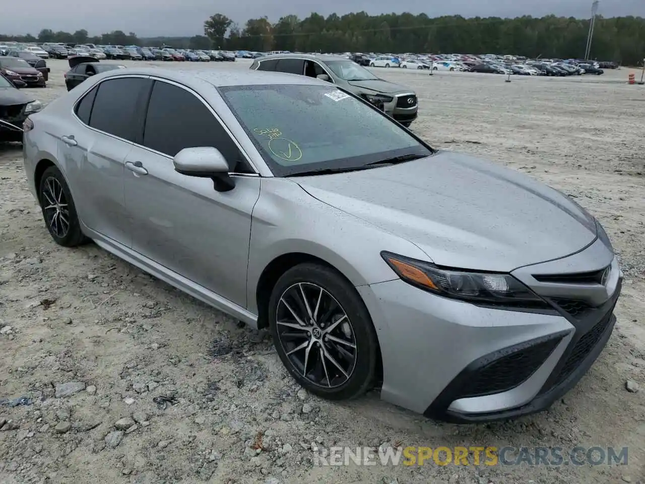 1 Photograph of a damaged car 4T1G11AK1MU450607 TOYOTA CAMRY 2021